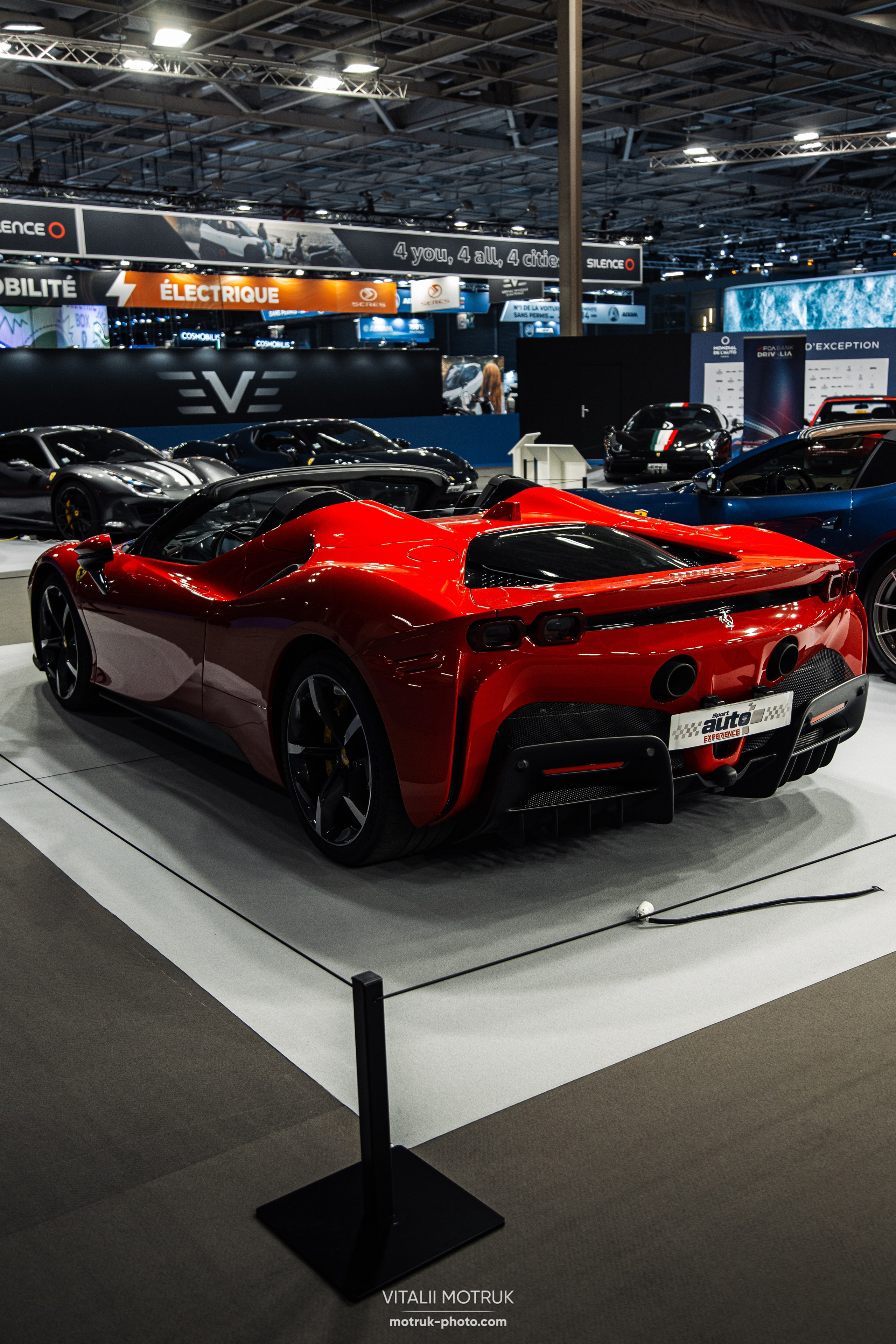 Mondial Auto 2022. Photographe de voitures à Paris — Vitalii Motruk