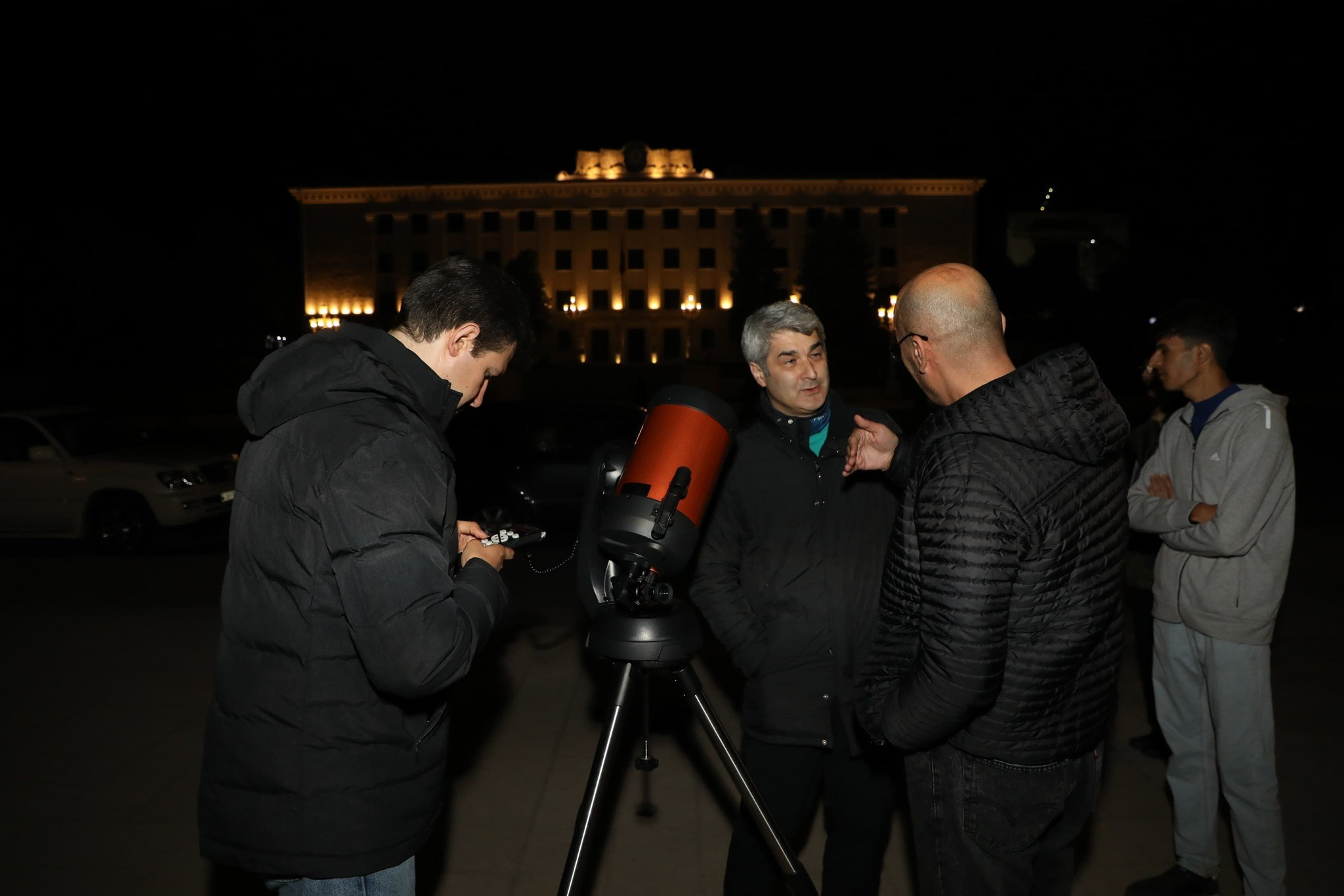 Xankəndidə ilk astronomik müşahidə tədbiri keçirilib. Həvəskar Astronomlar Cəmiyyəti — Astronomy.az