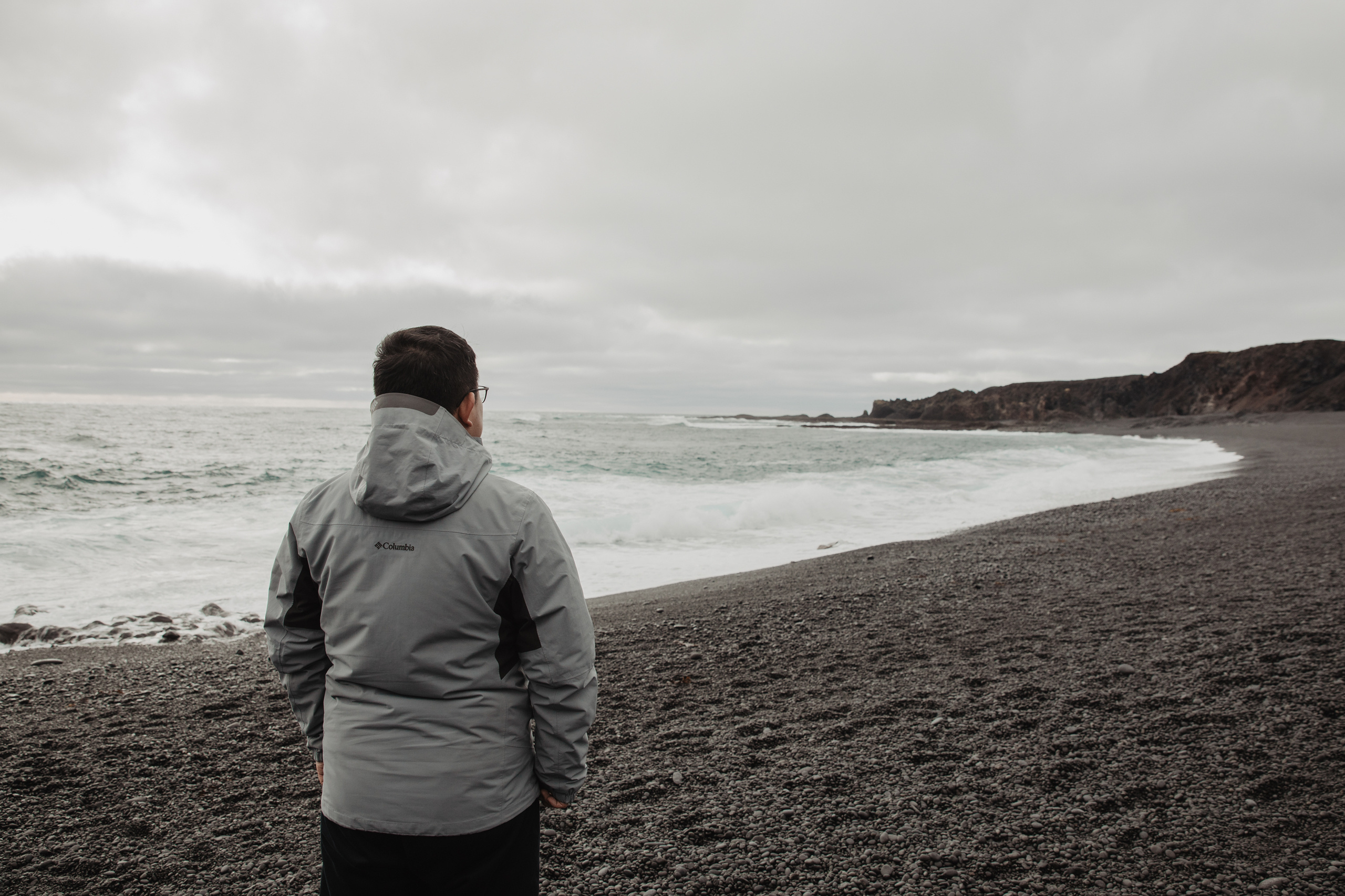 Engagement photoshoot in Iceland. Iceland elopement photographer & videographer