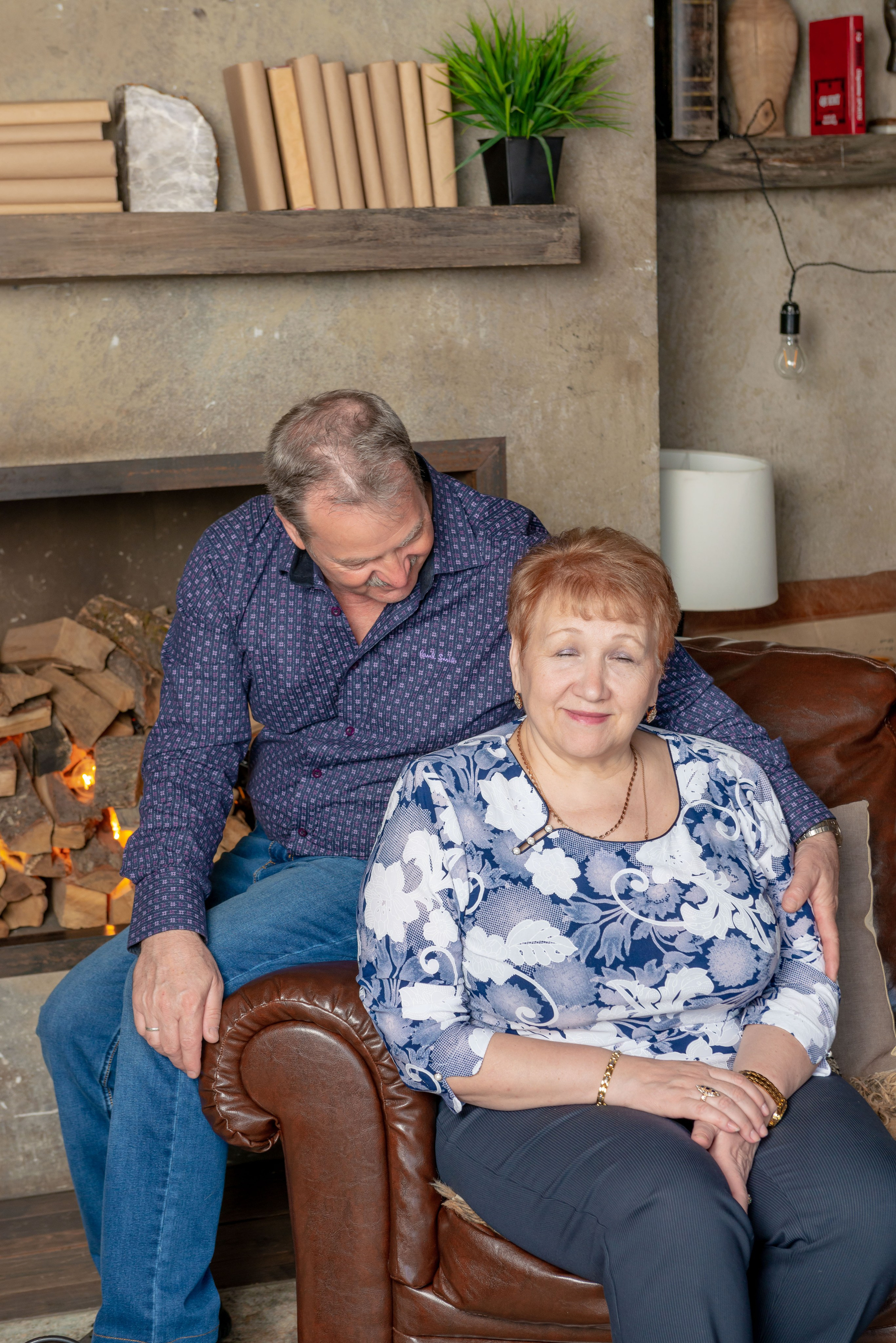 Photosession of a married couple in the studio. FOTÓGRAFO MÉXICO QUINTANA ROO