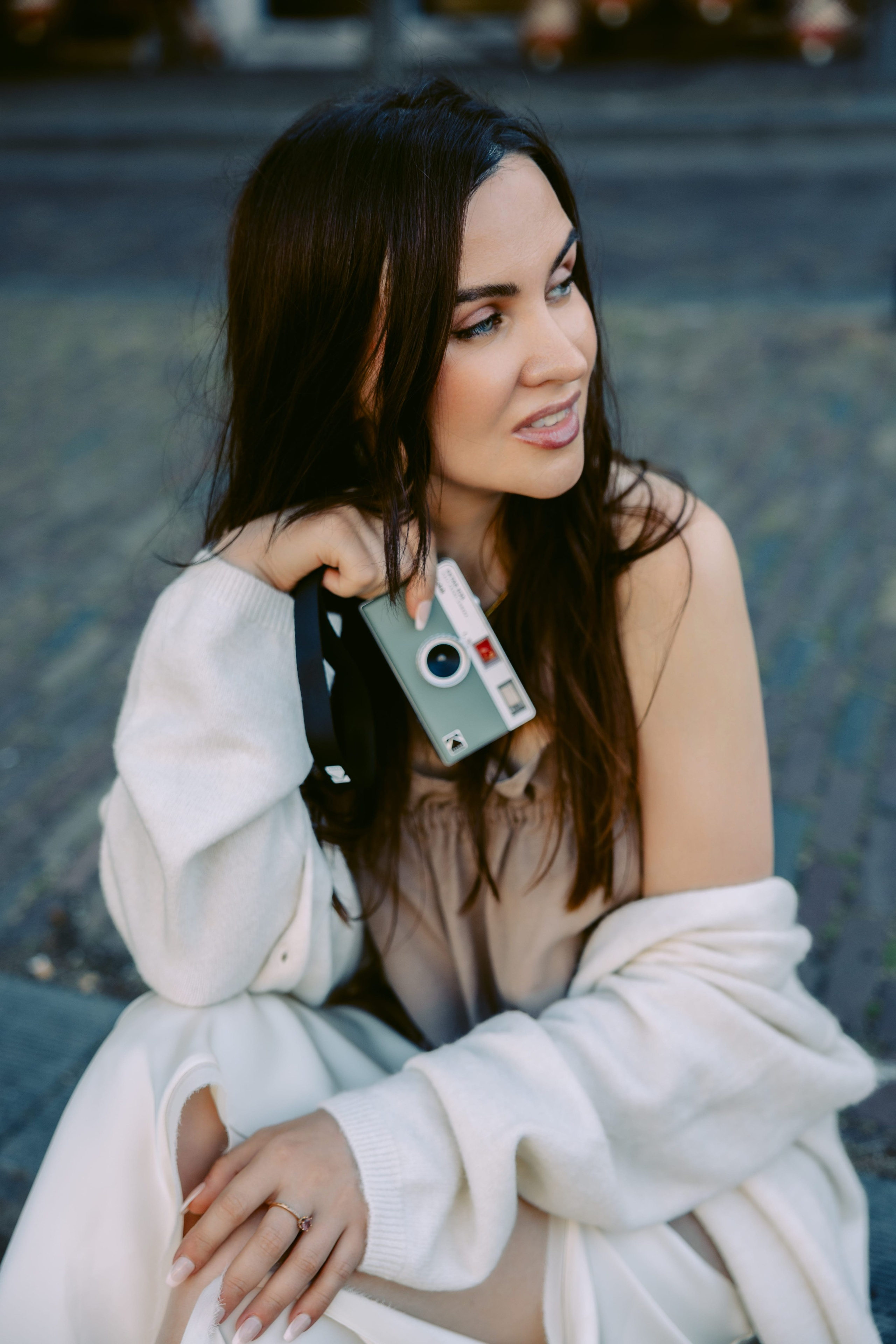 A calm summer portrait session — soft light, pastel tones, and peaceful mood. Romantic & Soulful Photography by Natalia Olhova in Rotterdam