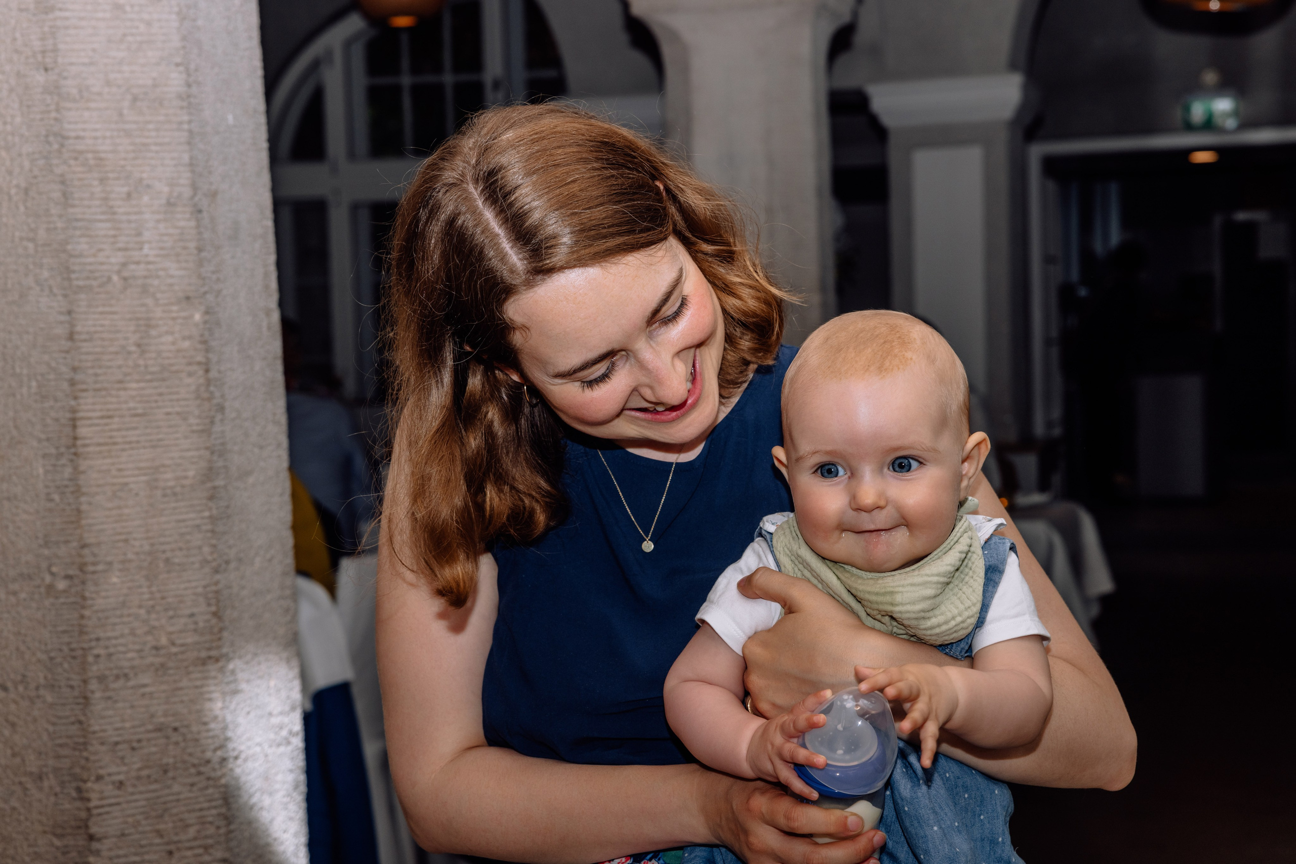Café im Botanischen Garten. Deutsche - Japanische Hochzeit. Hochzeitsfotograf München Taufe Familienfotograf Tanja Mauke