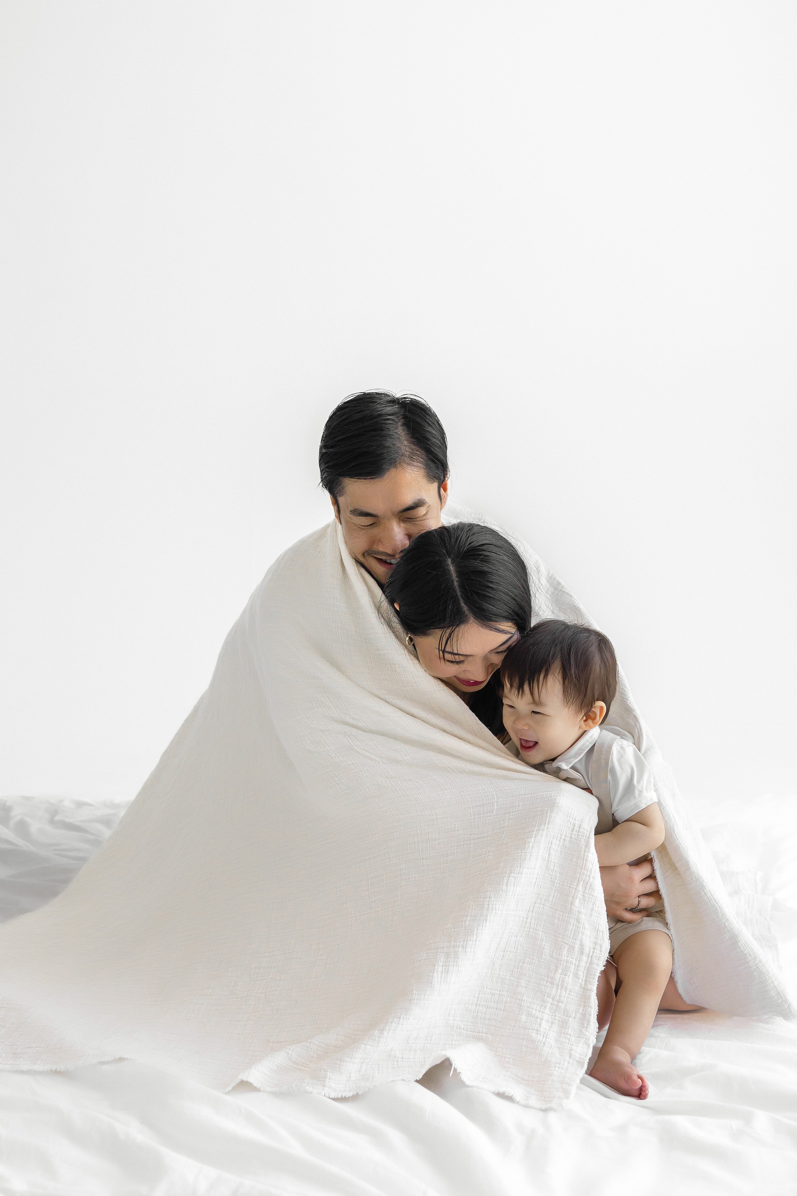 Iana Banana | Toronto Maternity, Newborn & Family Photographer