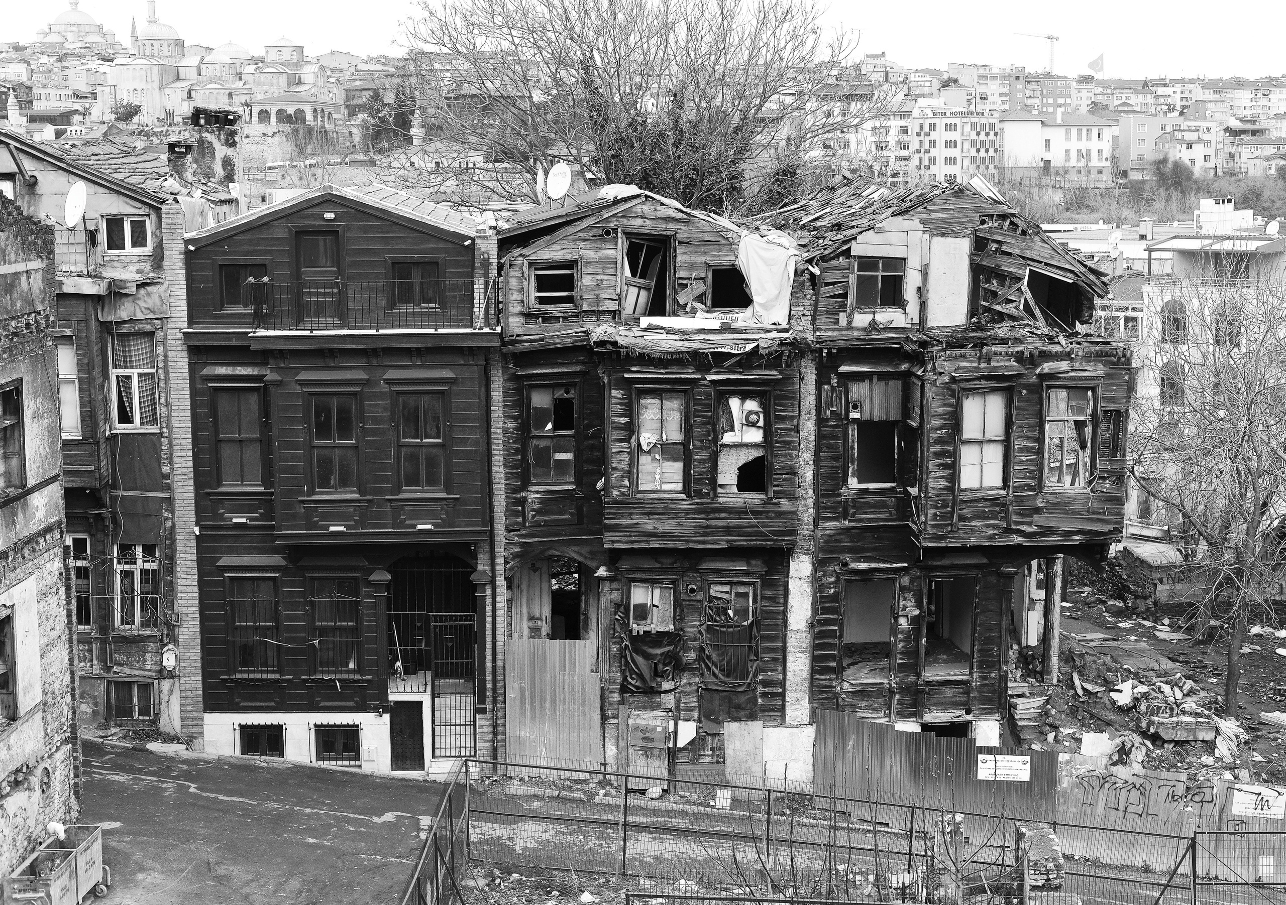 Istanbul | The Life of the Others 📸 | Street Photography Turkey 🇹🇷. 中国街头摄影 | The Streets of China Through My Eyes | 深圳