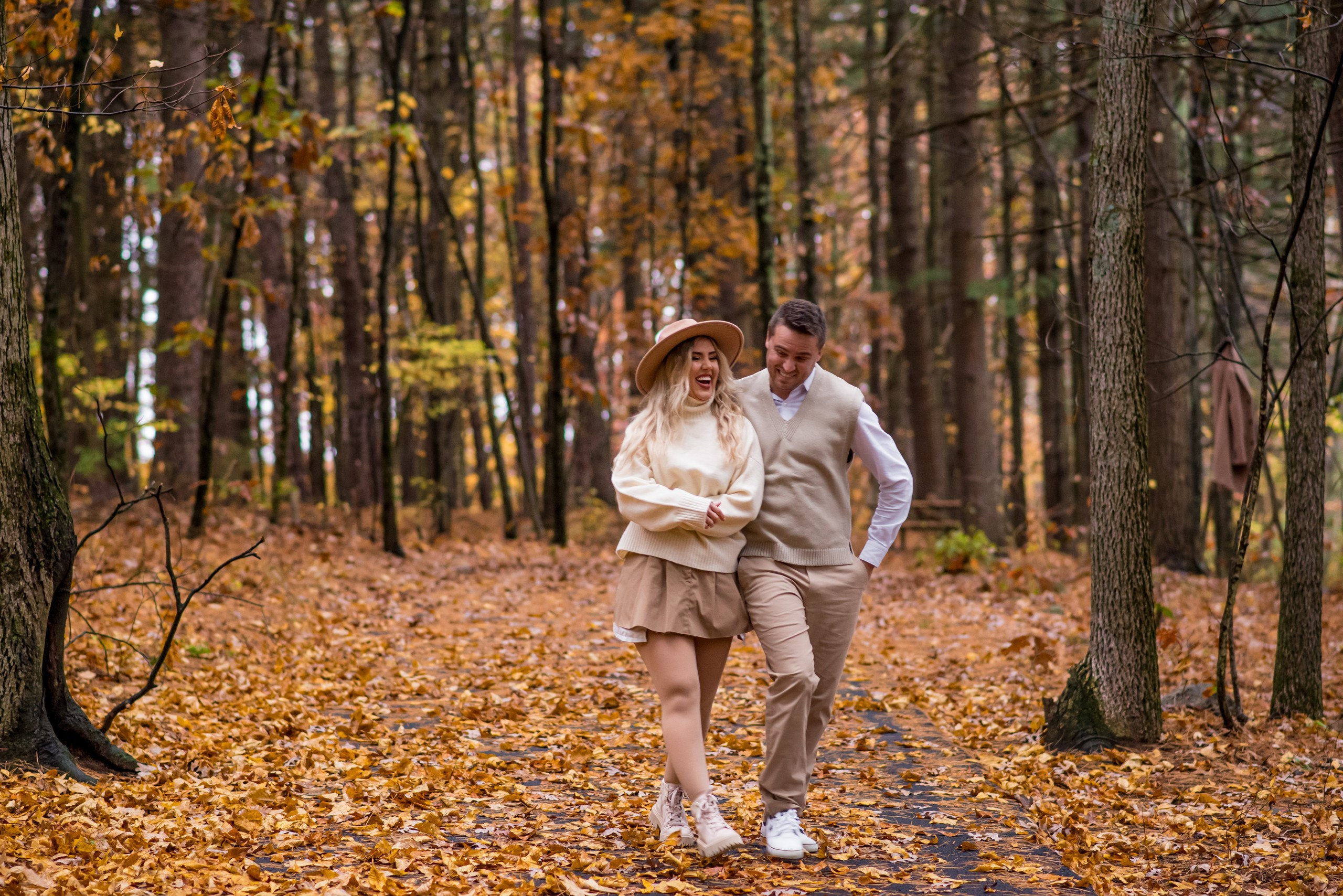 Capturing Fall Love: Shelen and Marcelo’s Romantic Photoshoot in Boston. Wedding photographer in Orlando, Boston & New York Anderson Marques