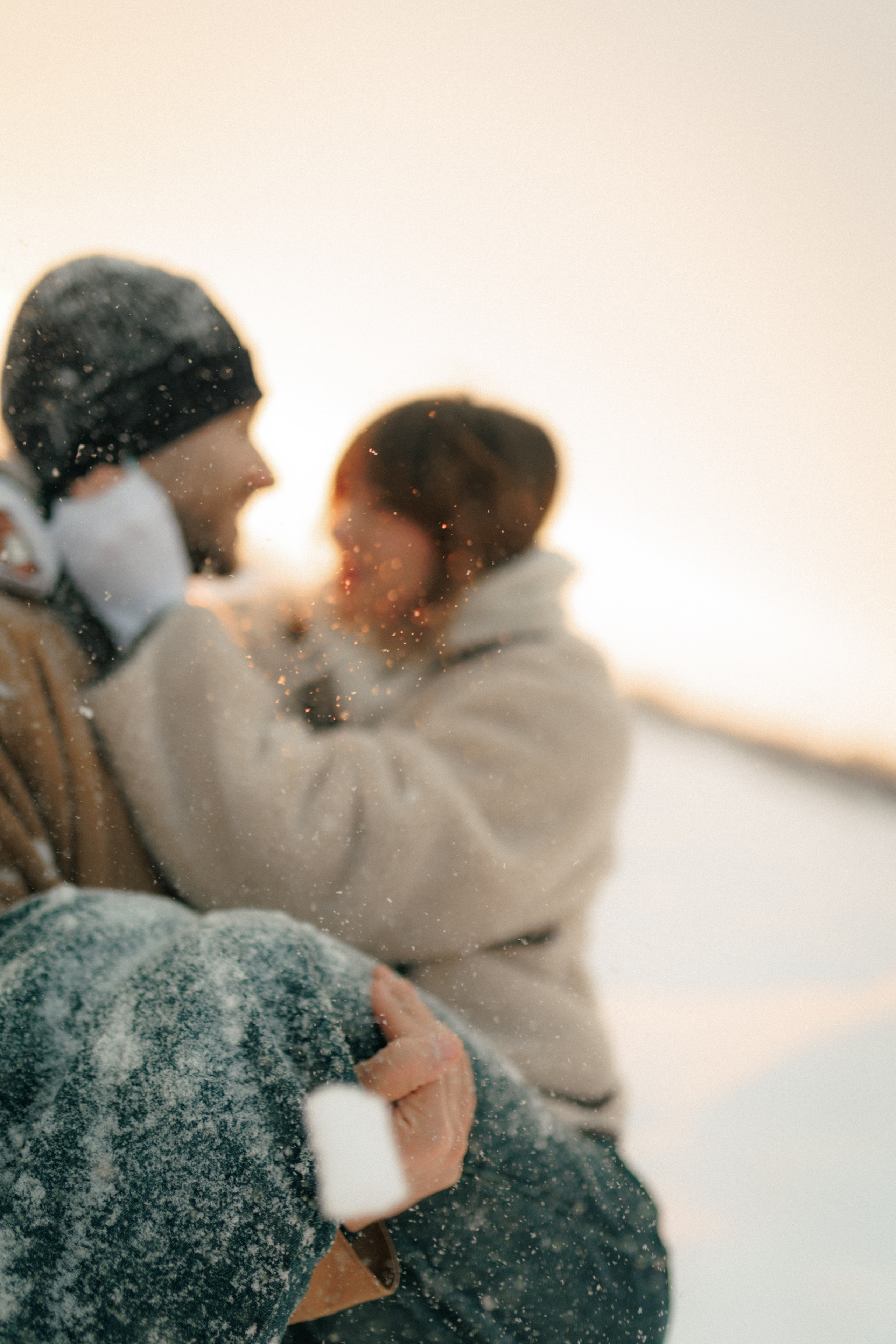 Snowy. Wedding photographer and videographer based in Timisoara, Romania