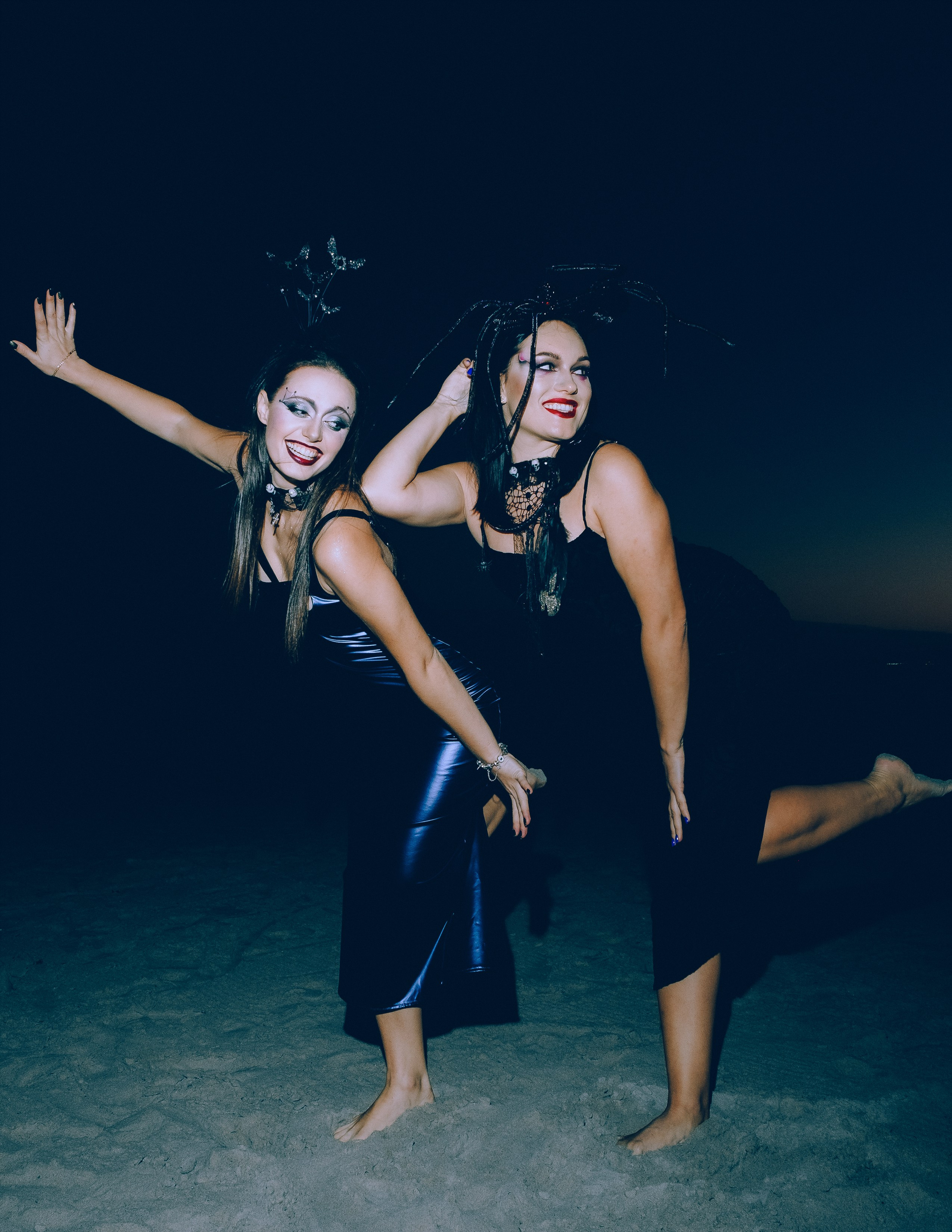 Мистическая Halloween-фотосессия на пляже: фотограф Аликанте и Торревьеха для креативных съемок — Андрей Луковников