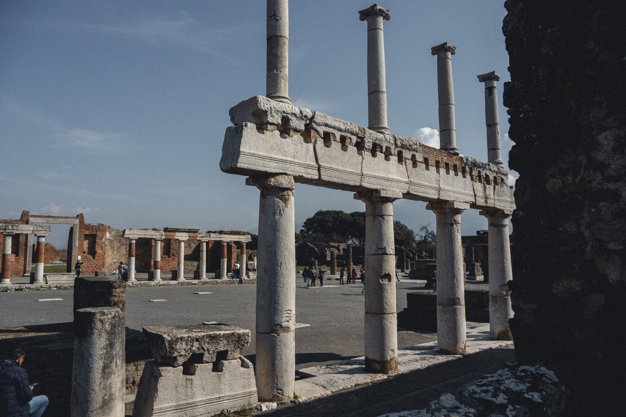 Pompeii. Photographe sur Cote d’Azur. Portraits de familles, couples, enfants, événements