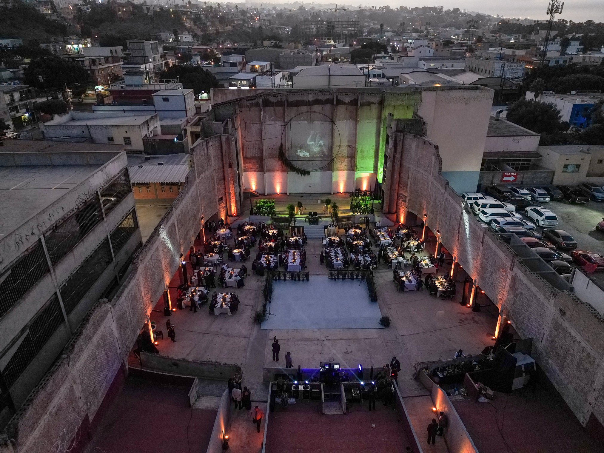 Tijuana Antiguo cine Bujazan, Boda Sherlinne y Joaquin. Estudio de fotografia en Tijuana