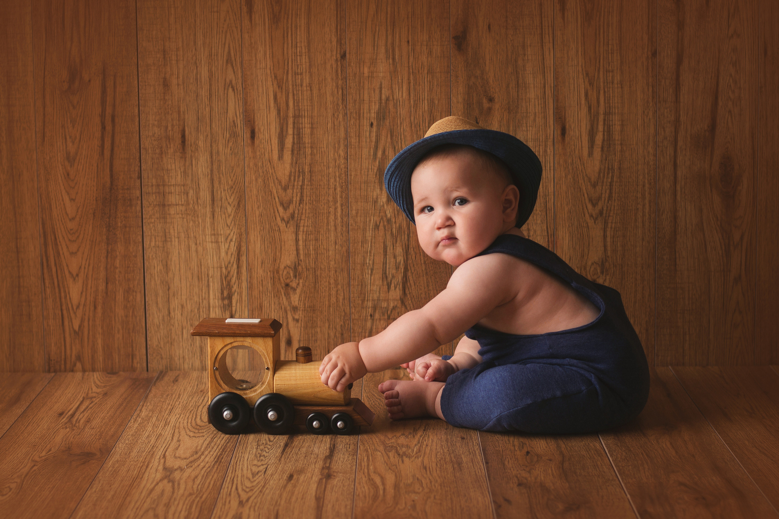 My First Year Package. A Boy. Ottawa Newborn and Baby Newborn Photographer Elena Helali