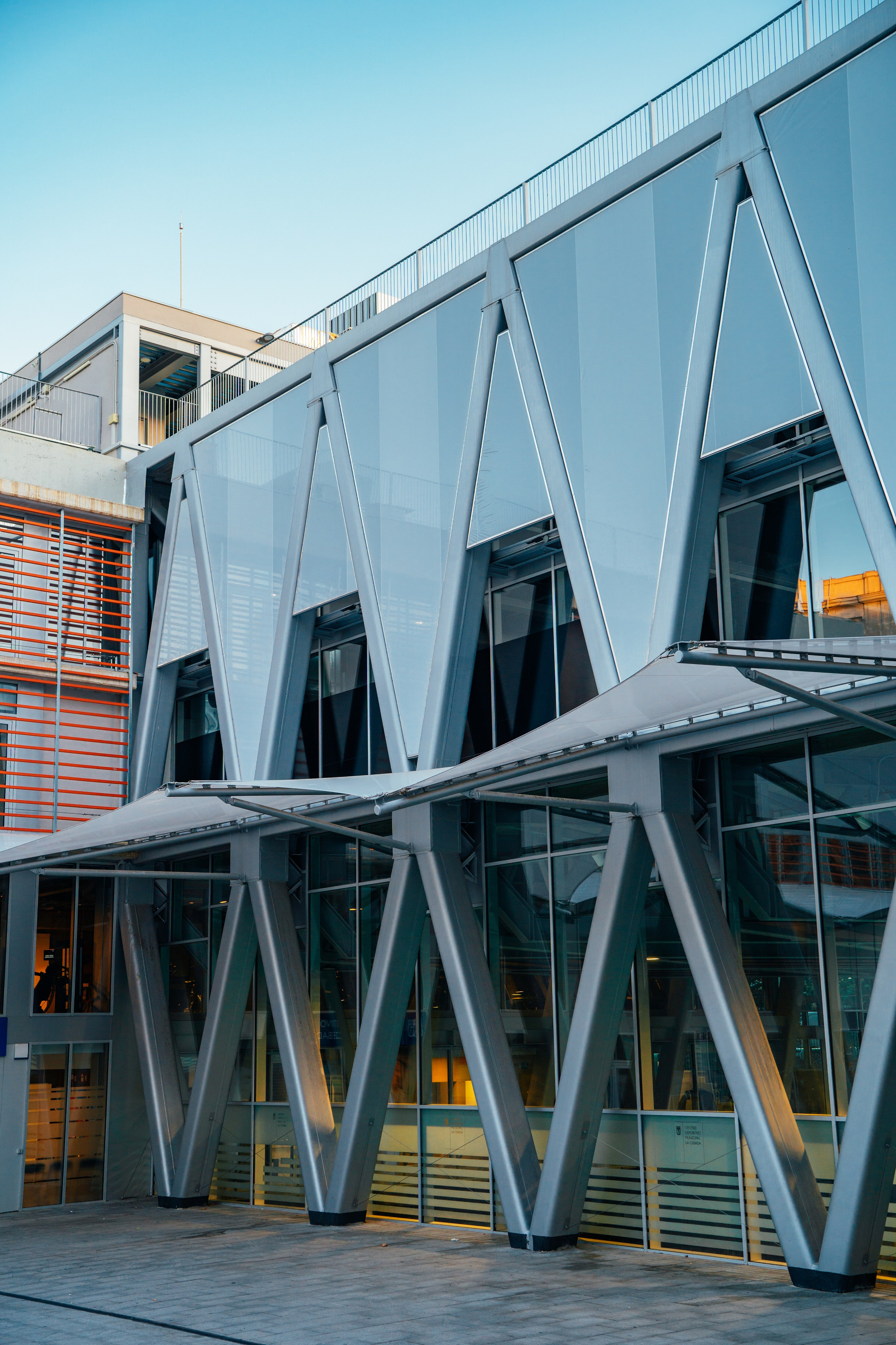 Summer hours in Madrid. Fotógrafo en Madrid, España. Alyona Belyaninova