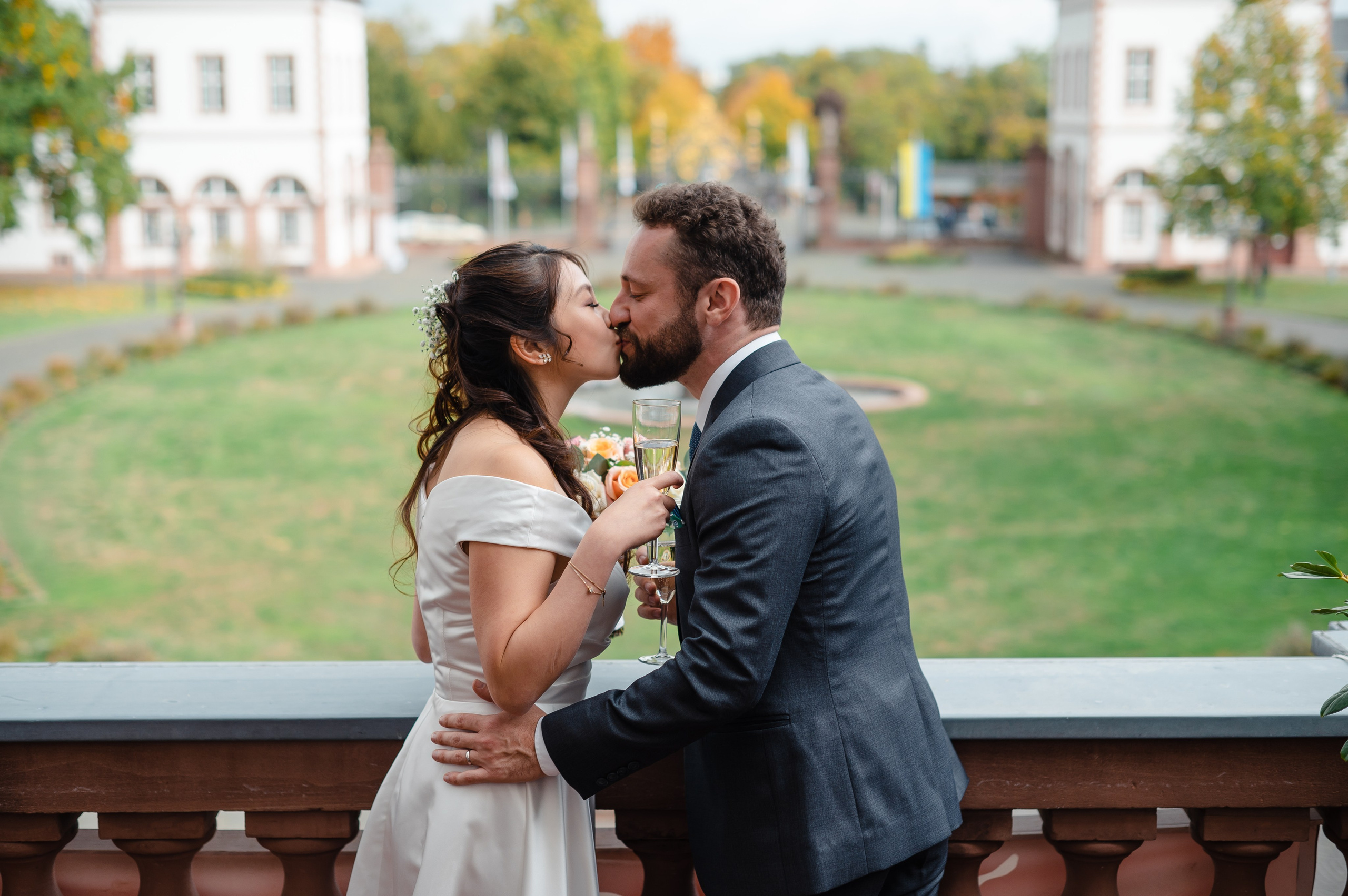 Hochzeitsfotos im Schloss Philippsruhe Hanau | 2,5 Stunden für 500 €