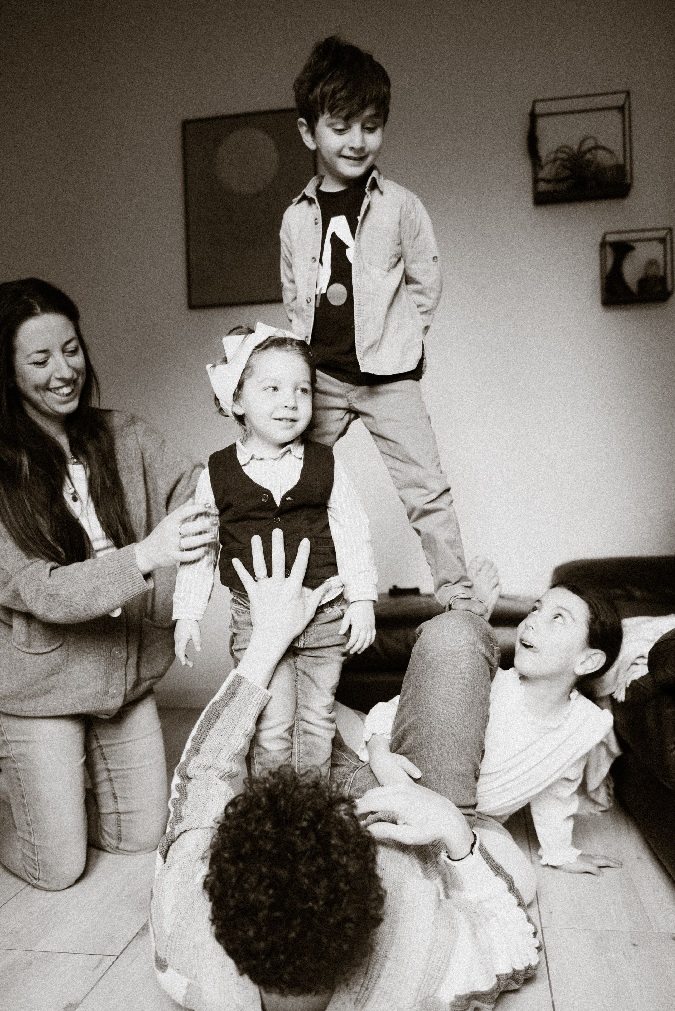 Best photographer in Milan for private photo session. Family photoshooting and portraits