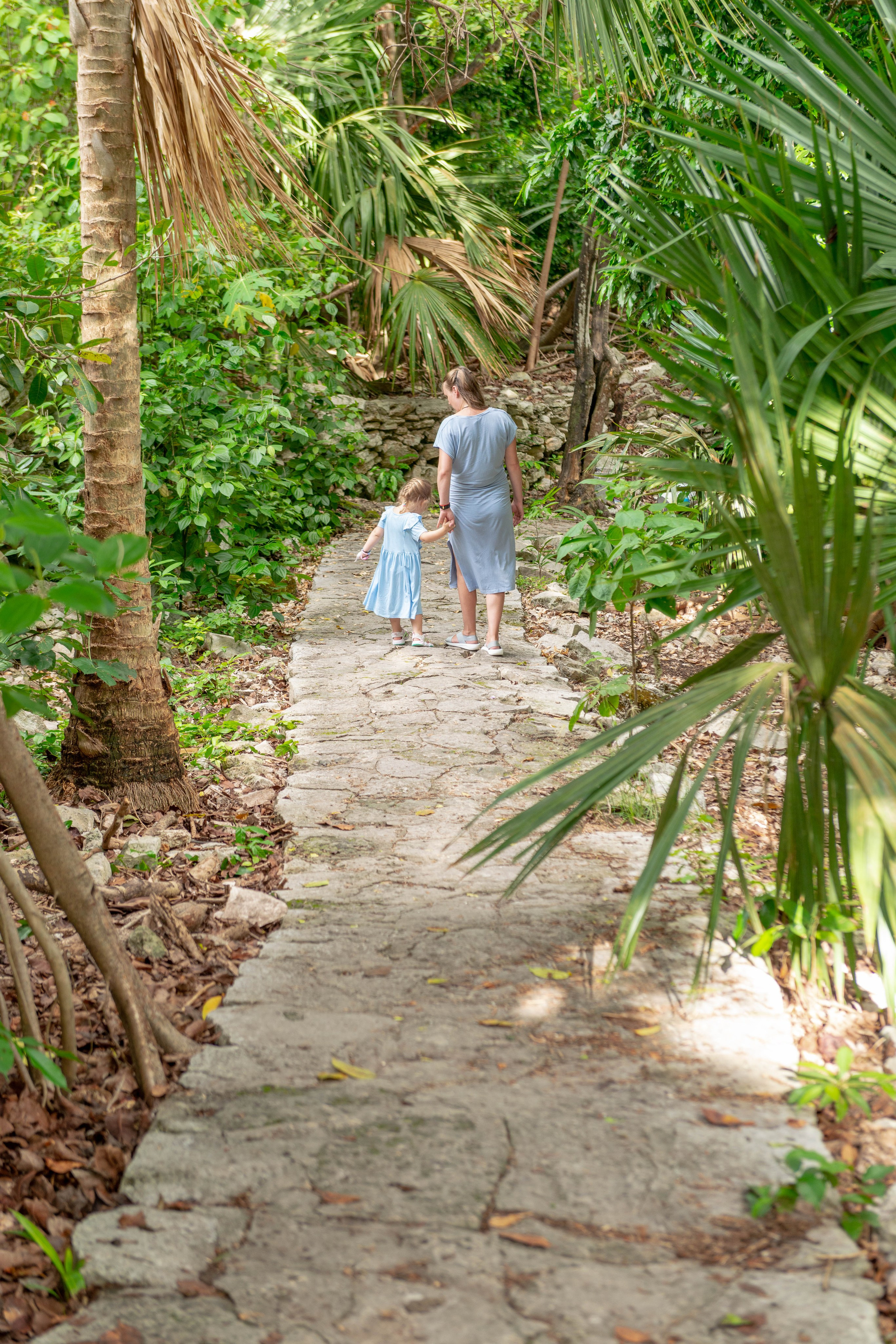 Sesión de Fotos Familiar de Embarazo: La Espera de un Nuevo Milagro. FOTÓGRAFO MÉXICO QUINTANA ROO
