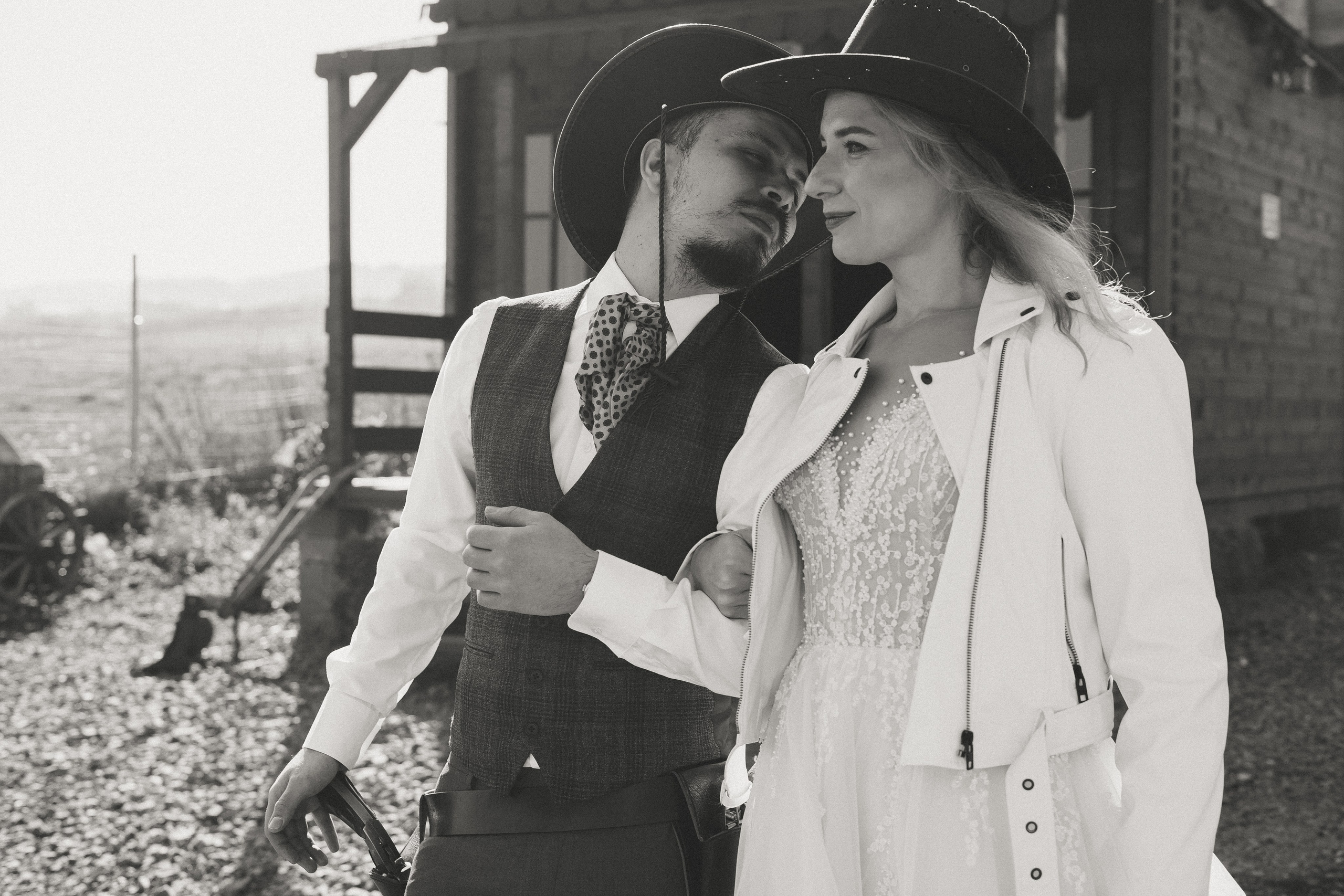 Christiana & Gyuszi. Dara Lens | The art of remembering