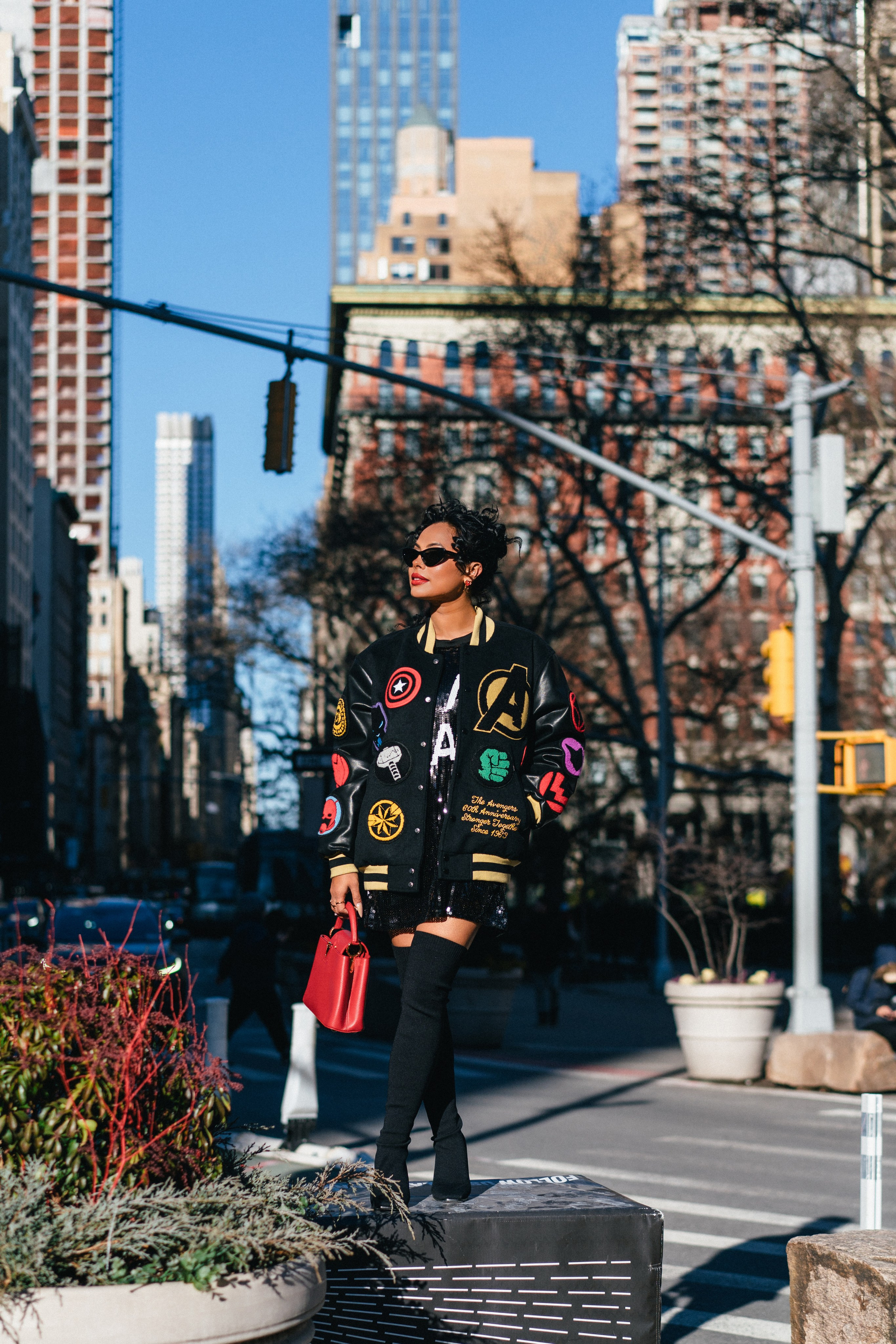Flatiron Building Portrait Sessions NYC | Iconic Manhattan Photo Location. Videographer and photographer in New York // MAKAROV.VIDEO