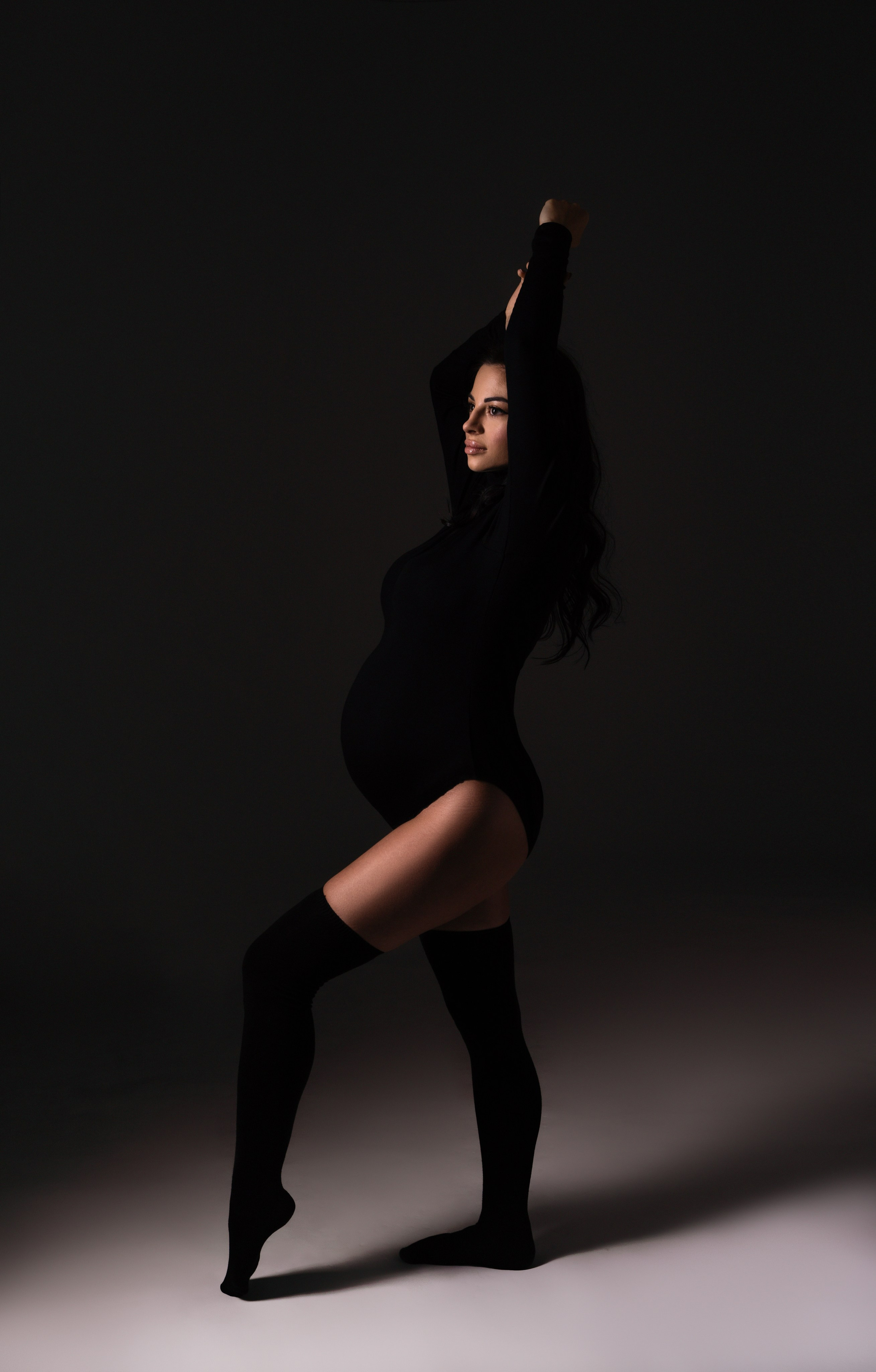 Sesja w stylu Vogue. Fotograf Łódź - sesja ciążowa, noworodkowa, dziecięca. Studio w Łodzi