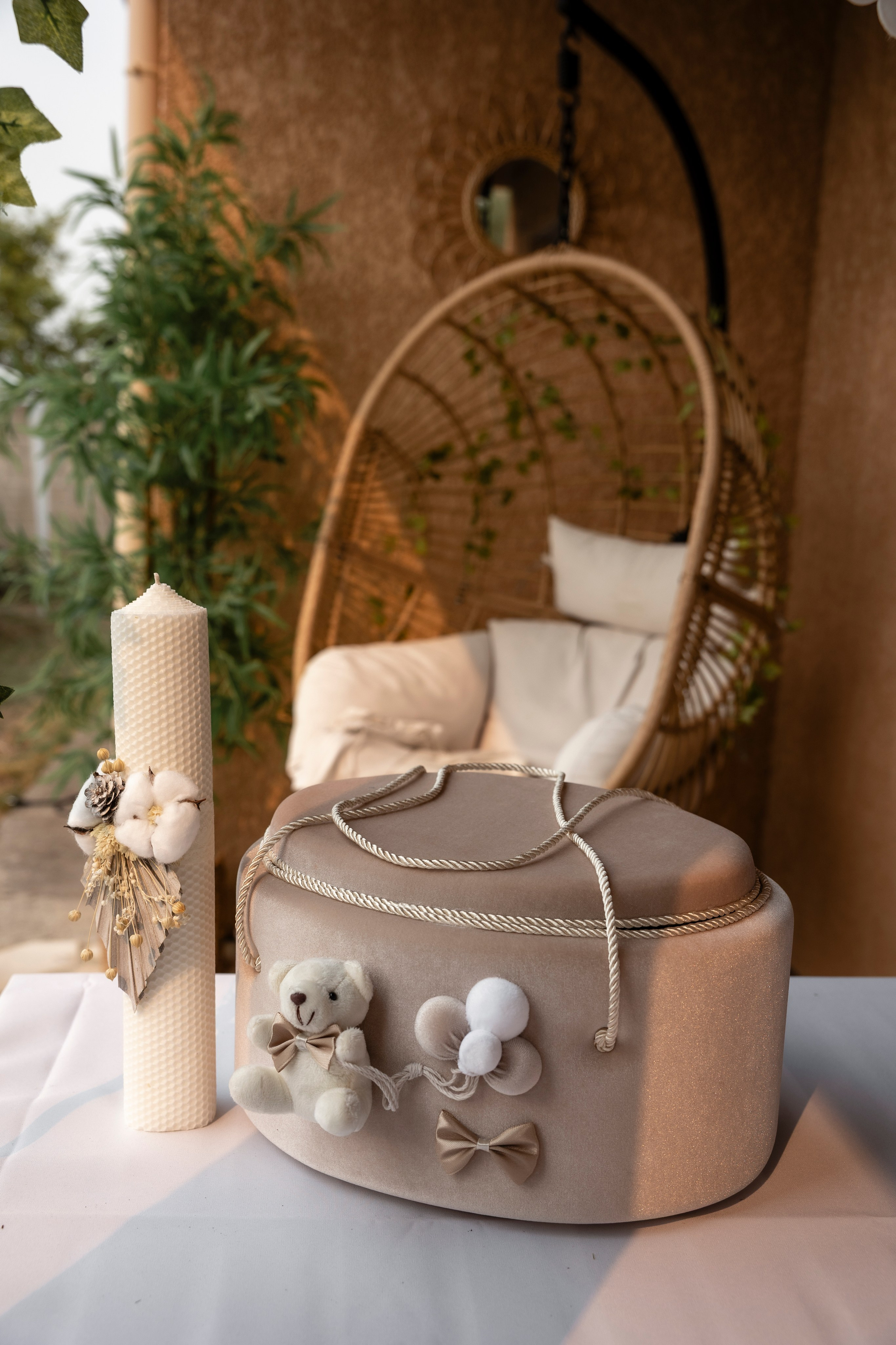 Noah’s christening in Tournefeille and Paroisse Orthodoxe Roumaine of Toulouse “La Protection de la Mère de Dieu”. Eugénie Smirnova — photographe à Toulouse et dans le sud-ouest de la France