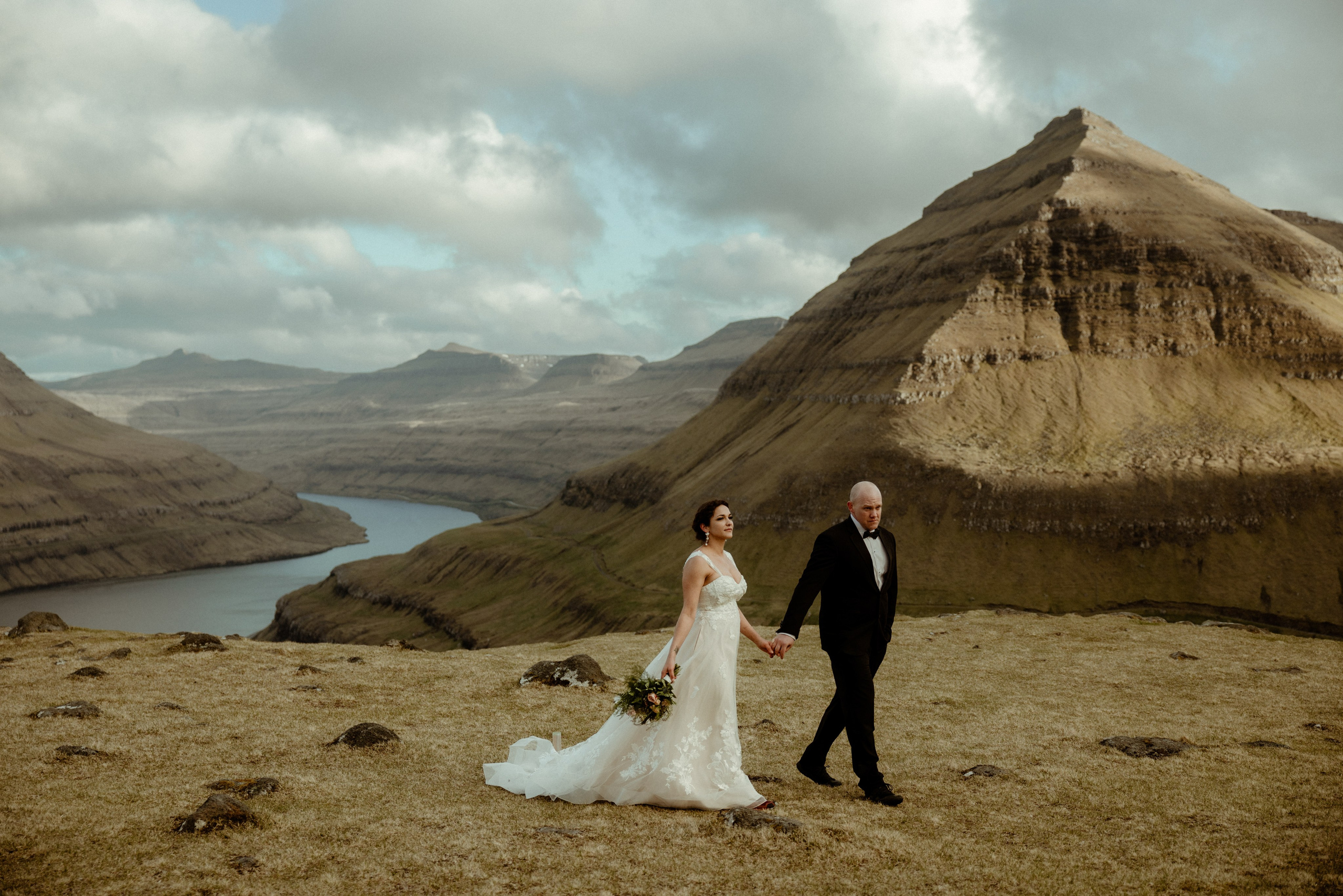 Faroe Islands elopement | Adventure wedding in Faroe Islands. Iceland elopement photographer & videographer