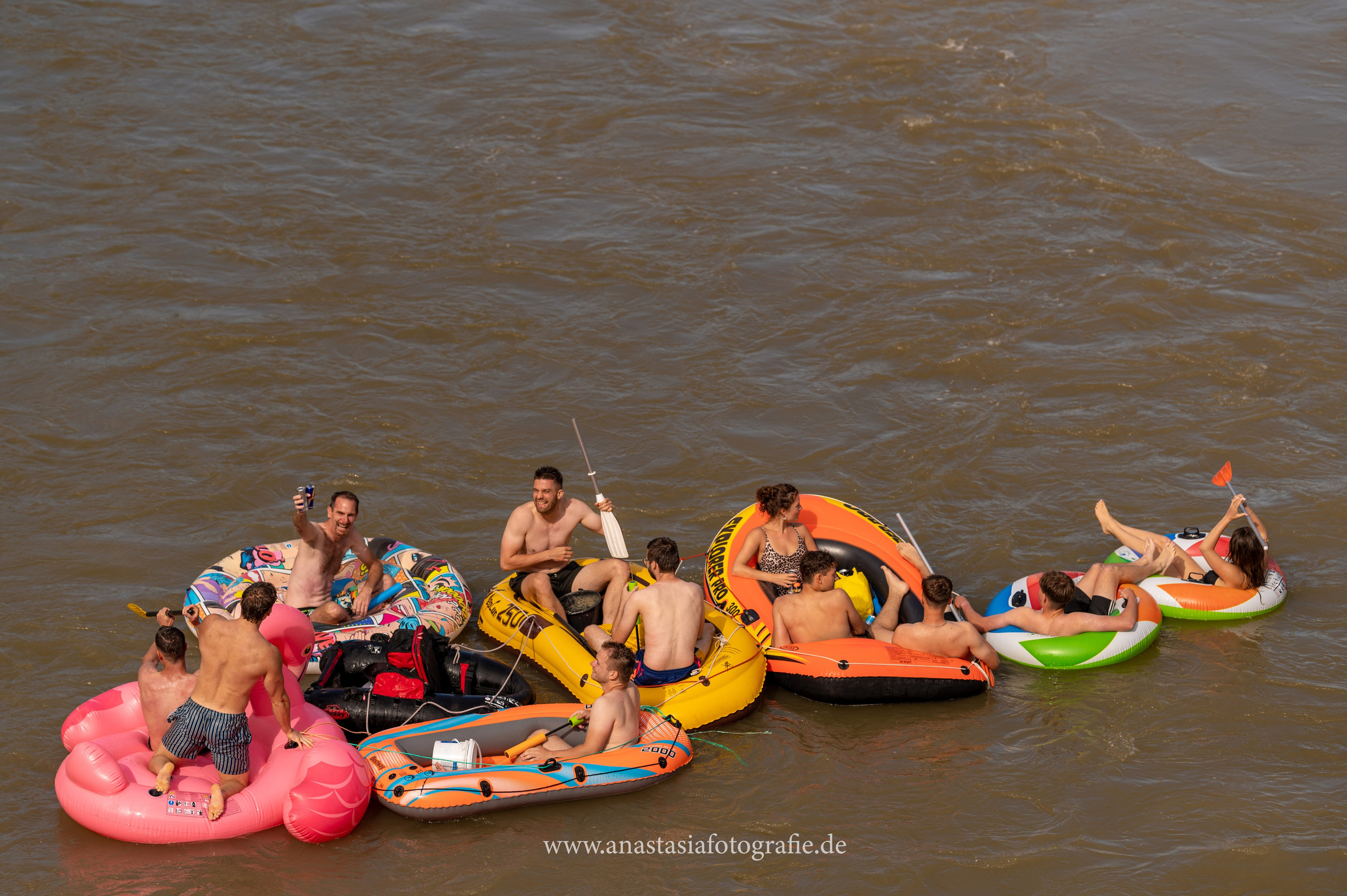 Nabada Ulm 2025. Newbornfotograf Kinderfotograf Ulm Familienfotograf Anastasia Neu-Ulm