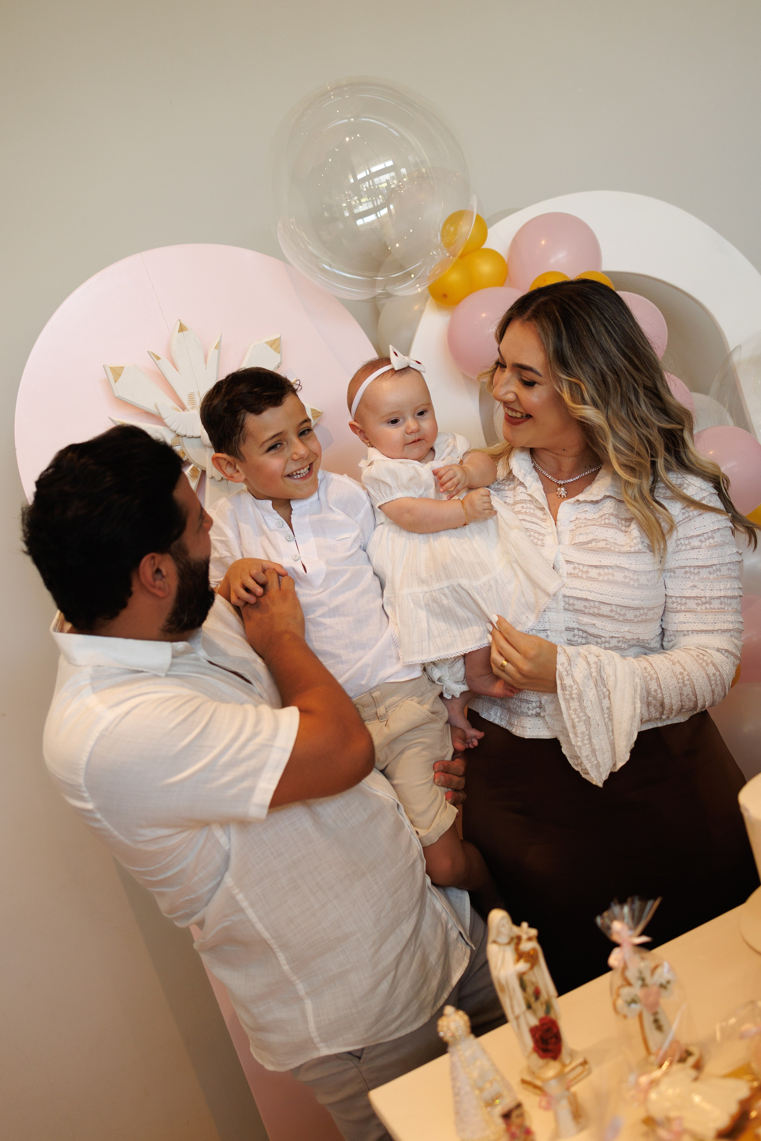 Batizado. Fotógrafa de Famílias e Crianças no Brasil
