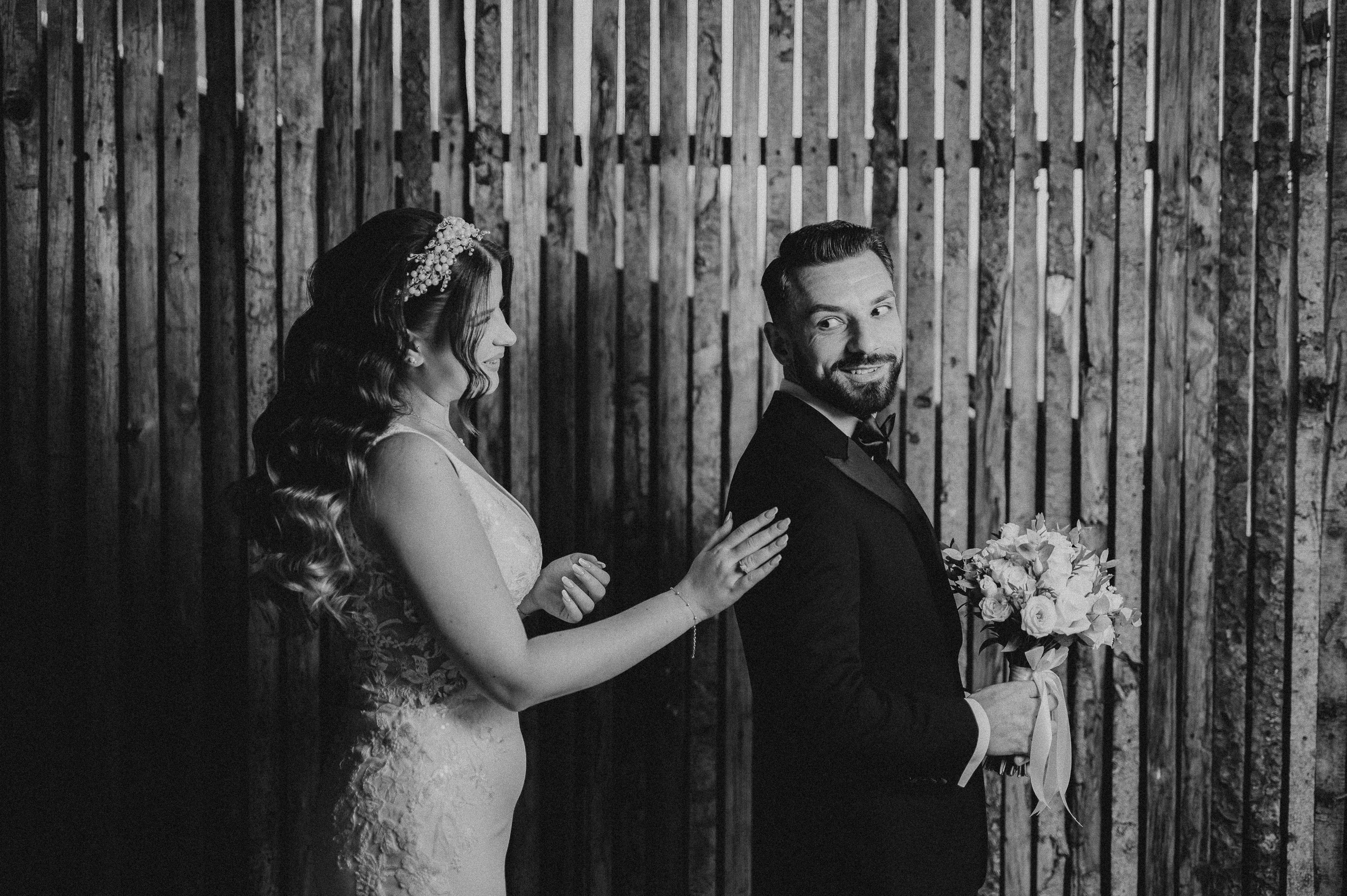 Cum alegi fotograful și videograful potrivit pentru nunta ta (fără să regreți după). FotoVizion Iași