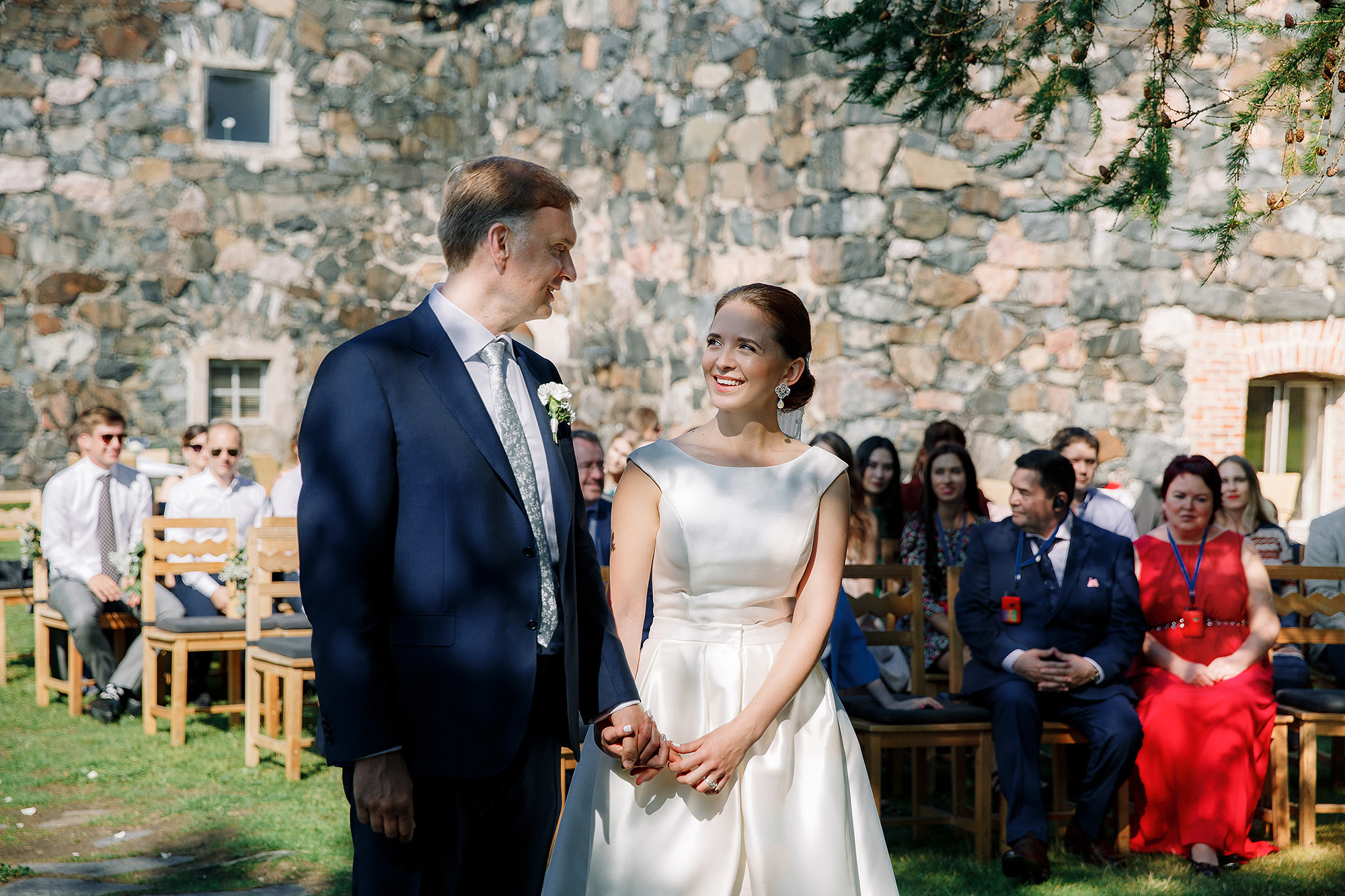 I&I, dokumentaarinen hääkuvaus Clarion hotel Helsinki, Särkänlinna