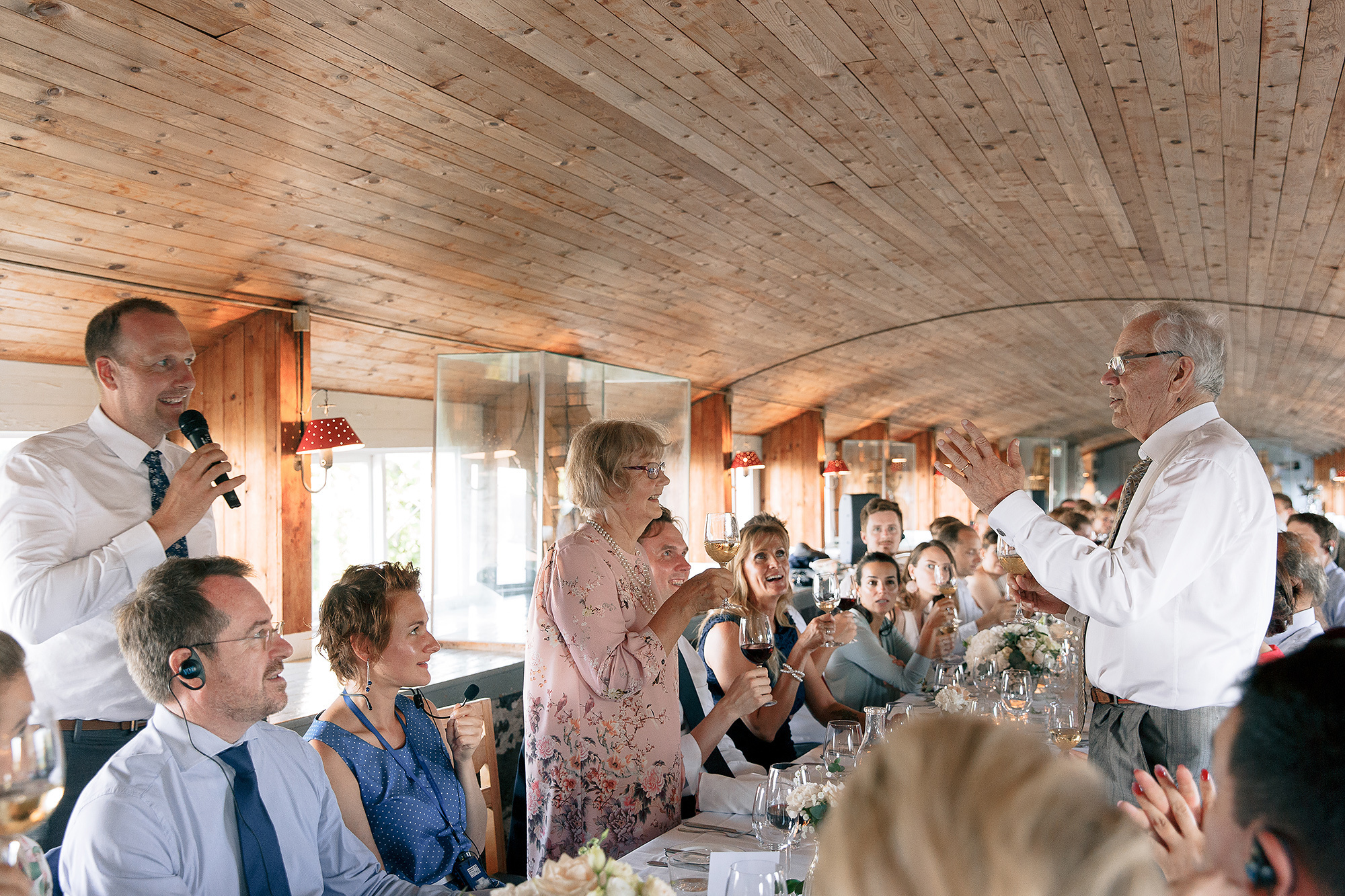 I&I, dokumentaarinen hääkuvaus Clarion hotel Helsinki, Särkänlinna