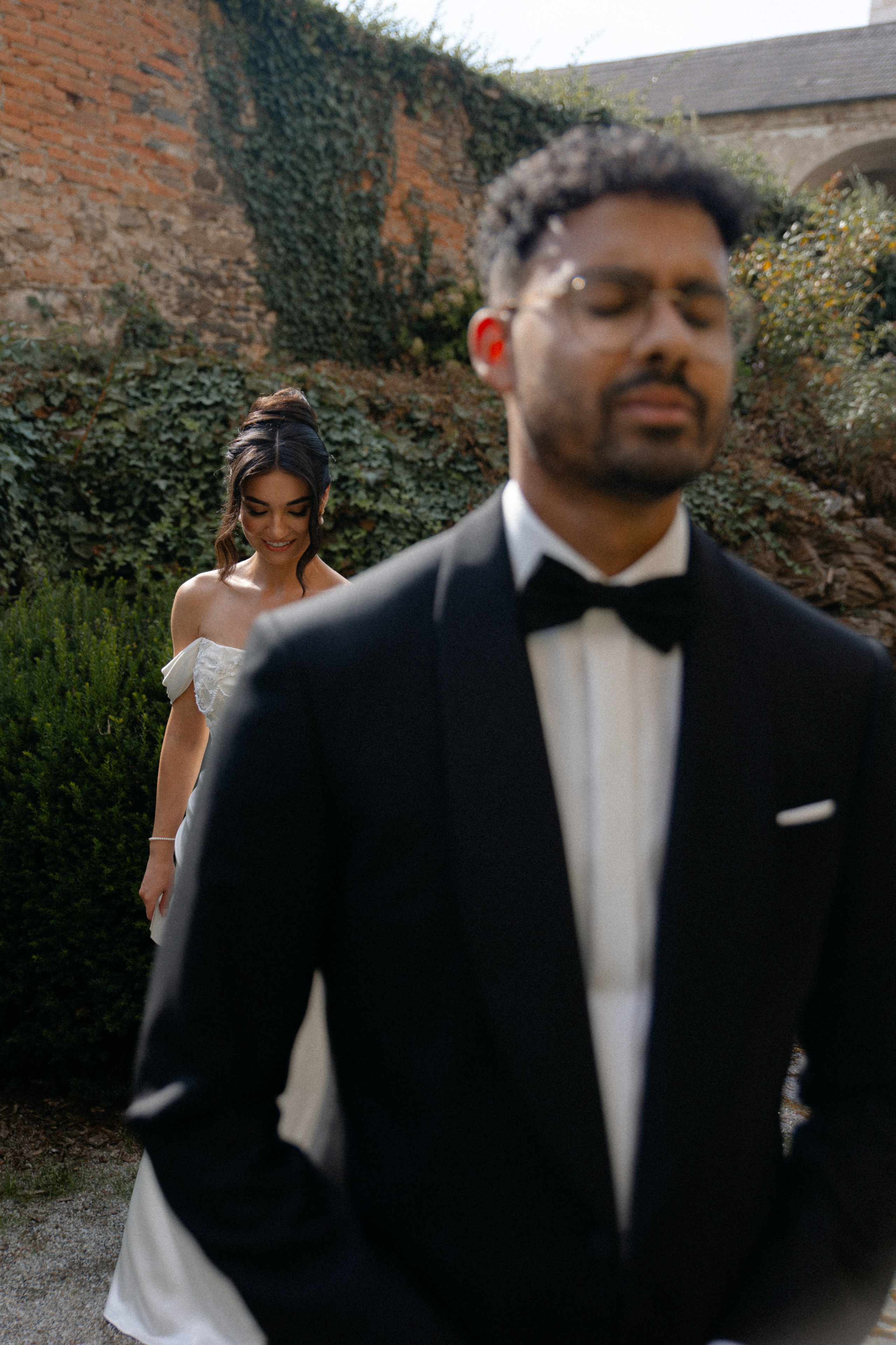 Elegant Castle Wedding in Austria | Alwin & Ruth’s Fairytale Celebration. Wedding photographer and videographer based in Timisoara, Romania