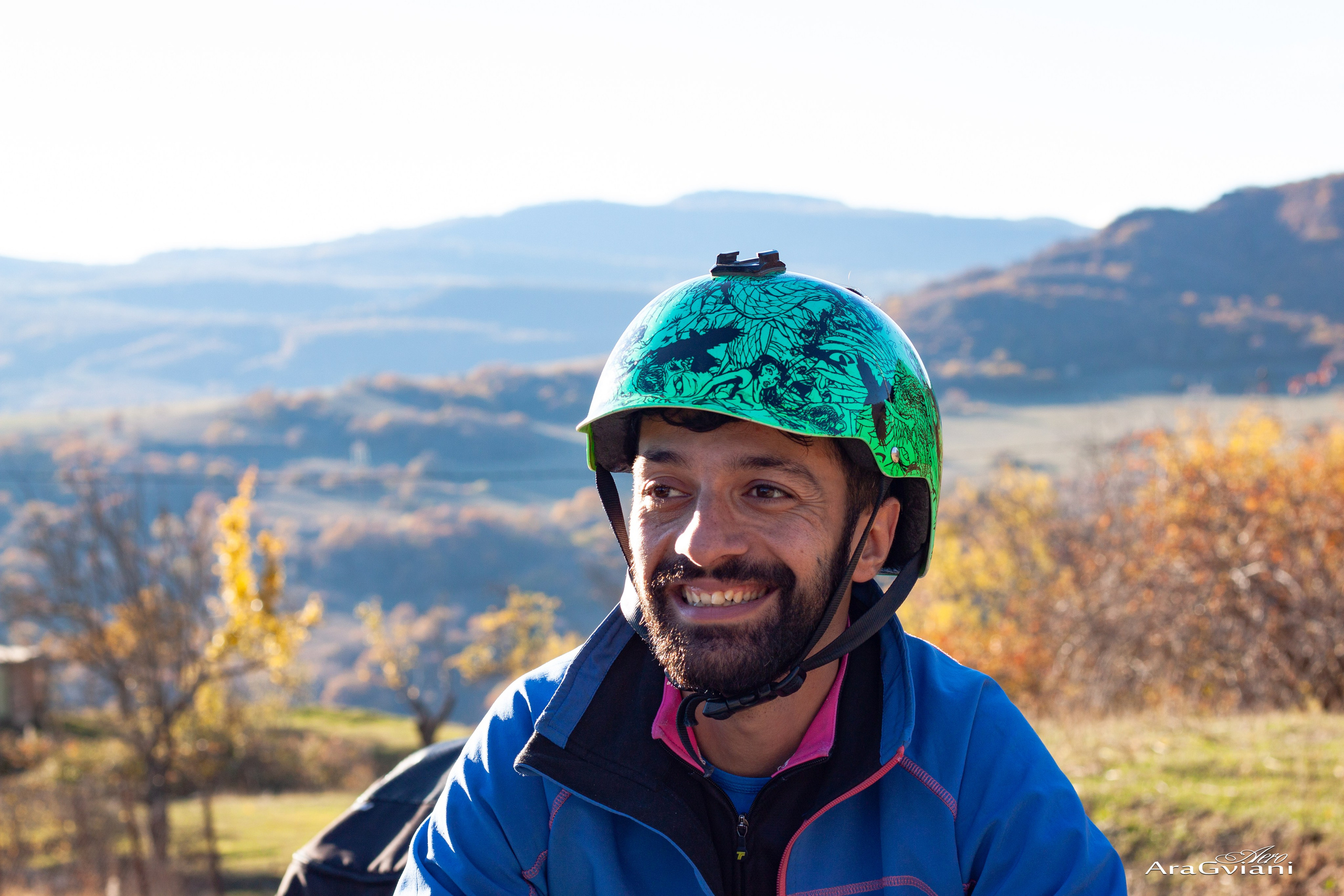 ჰიპოველოს შემოდგომის ველოტური წვერში. FramefreeMan