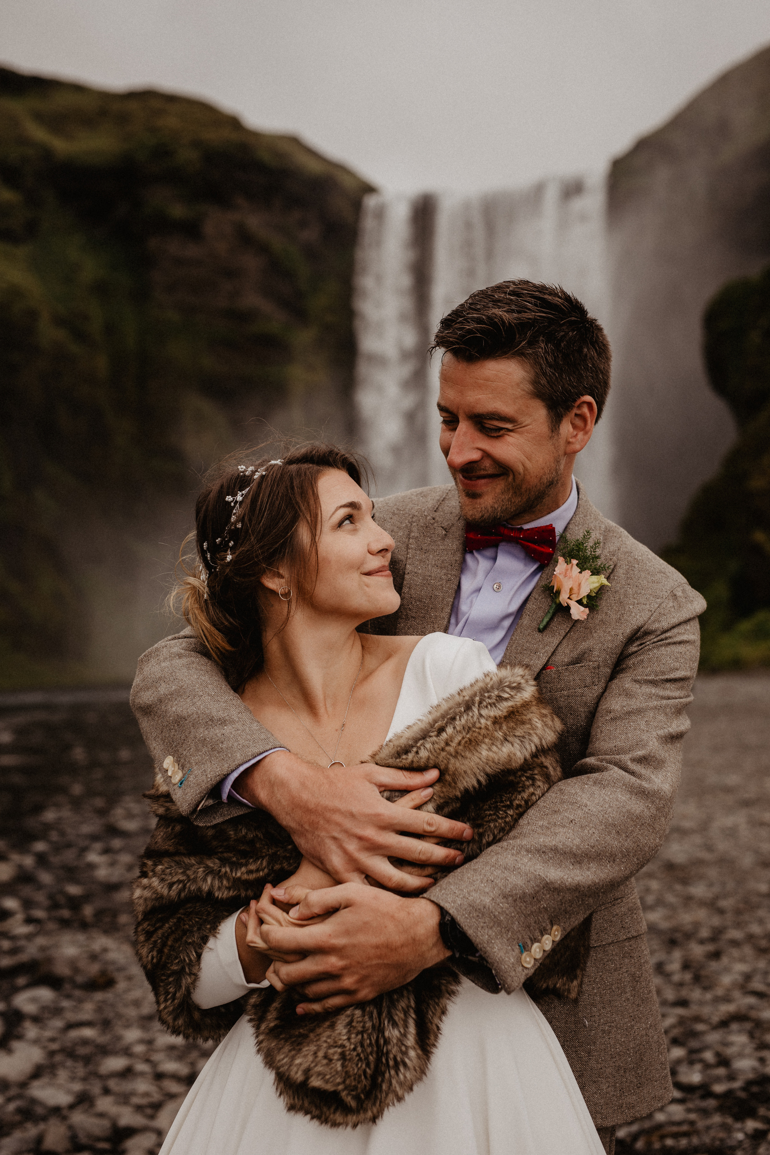 Samantha+Joris. Iceland elopement photographer & videographer