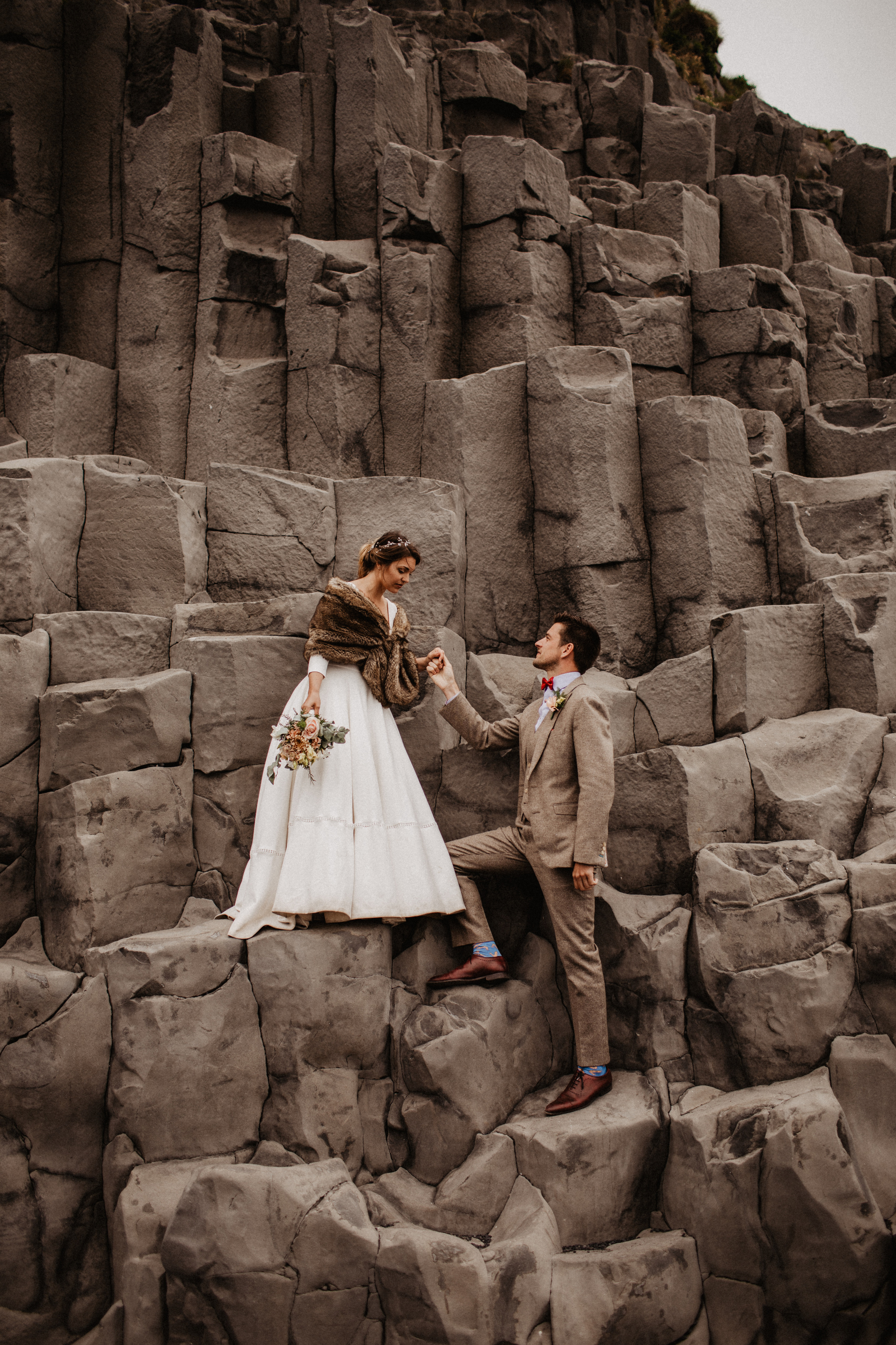 Samantha+Joris. Iceland elopement photographer & videographer