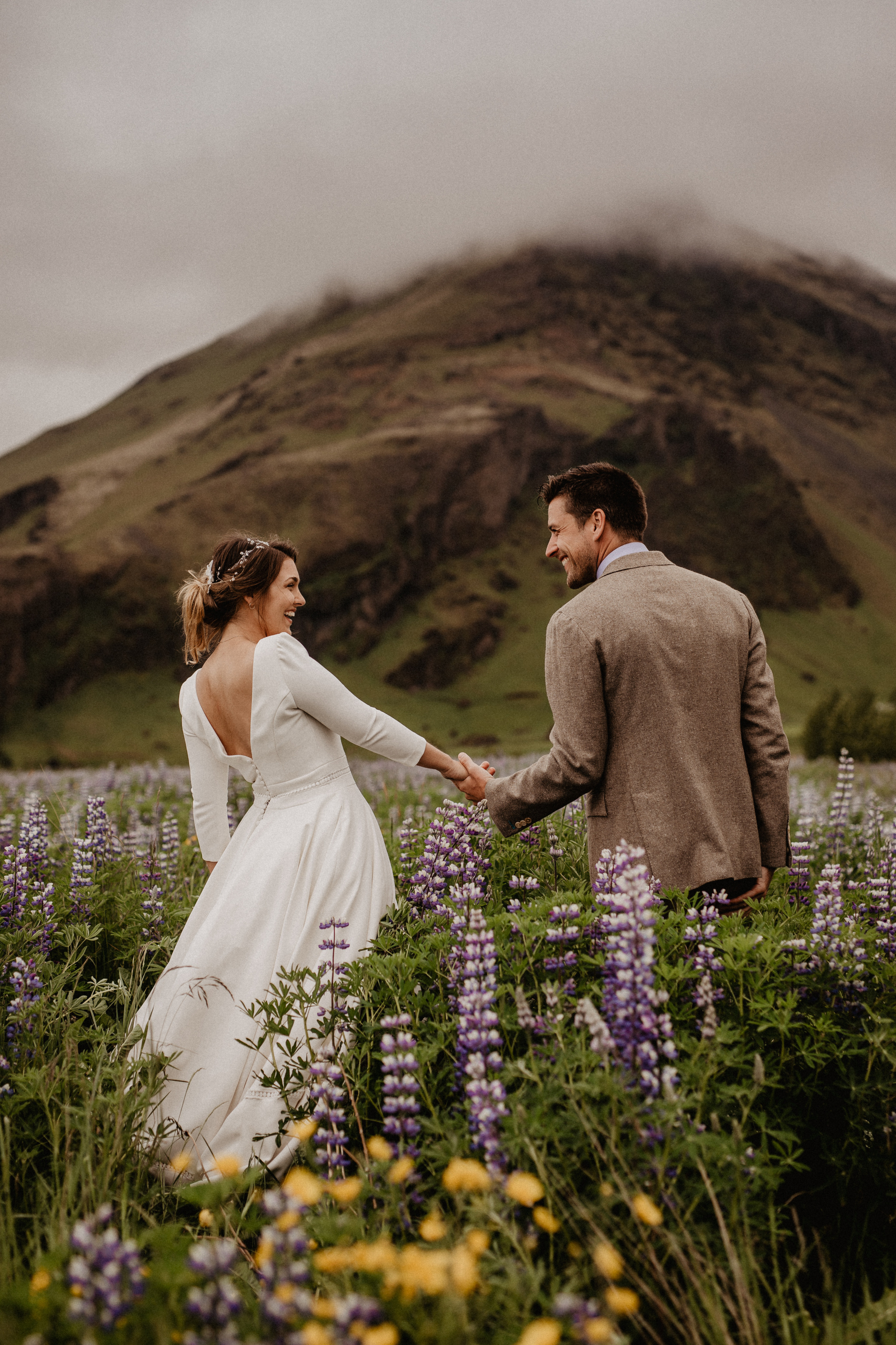 Samantha+Joris. Iceland elopement photographer & videographer
