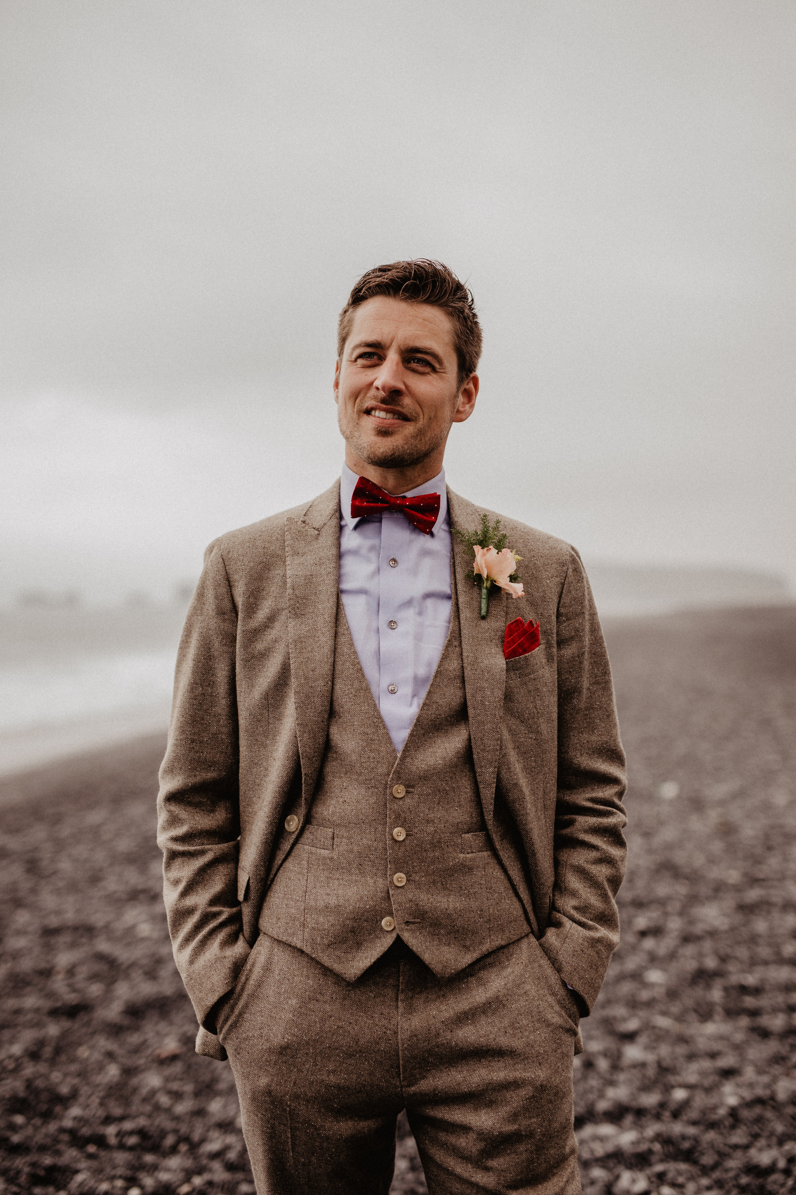 Samantha+Joris. Iceland elopement photographer & videographer