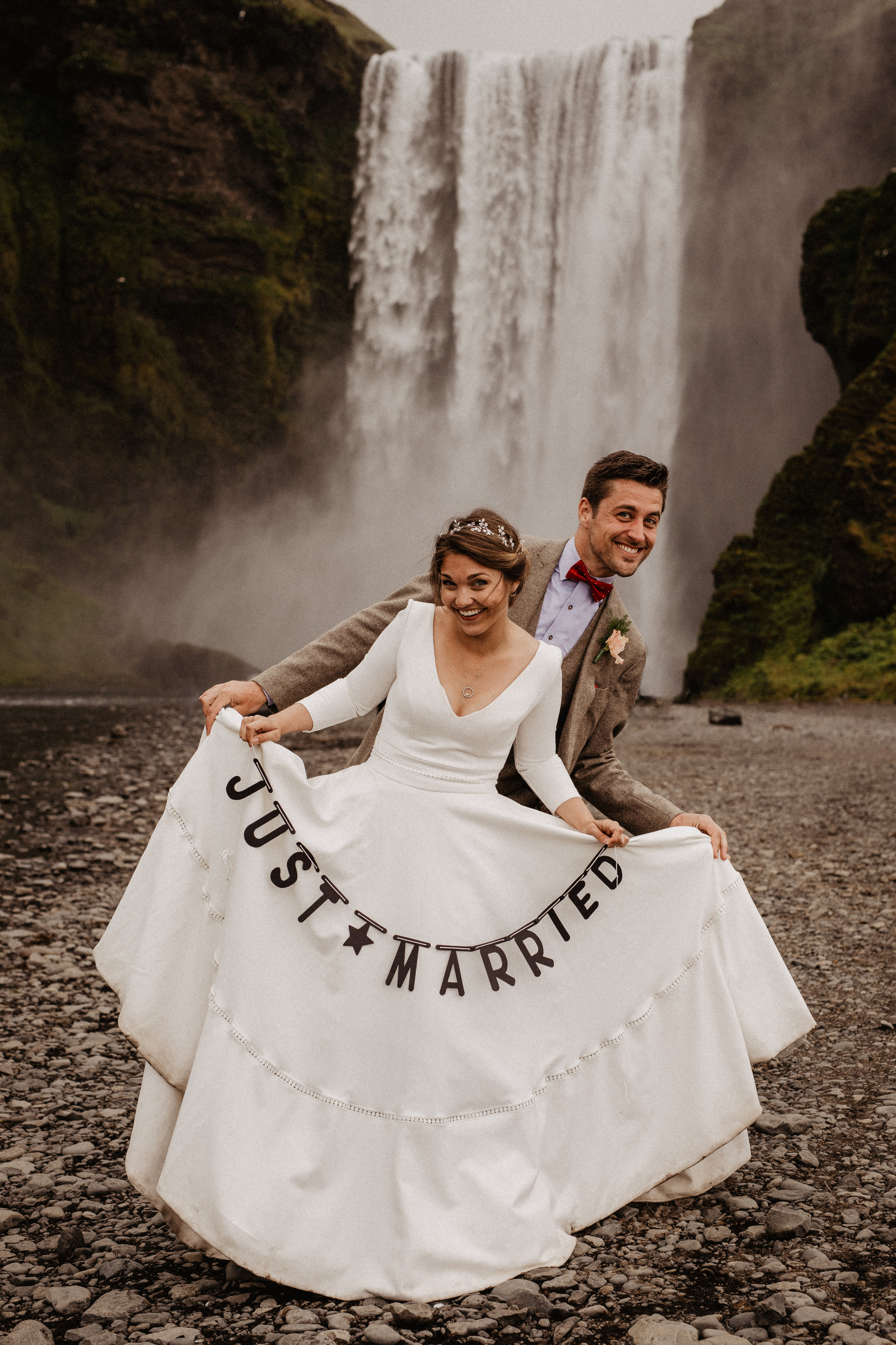 Samantha+Joris. Iceland elopement photographer & videographer