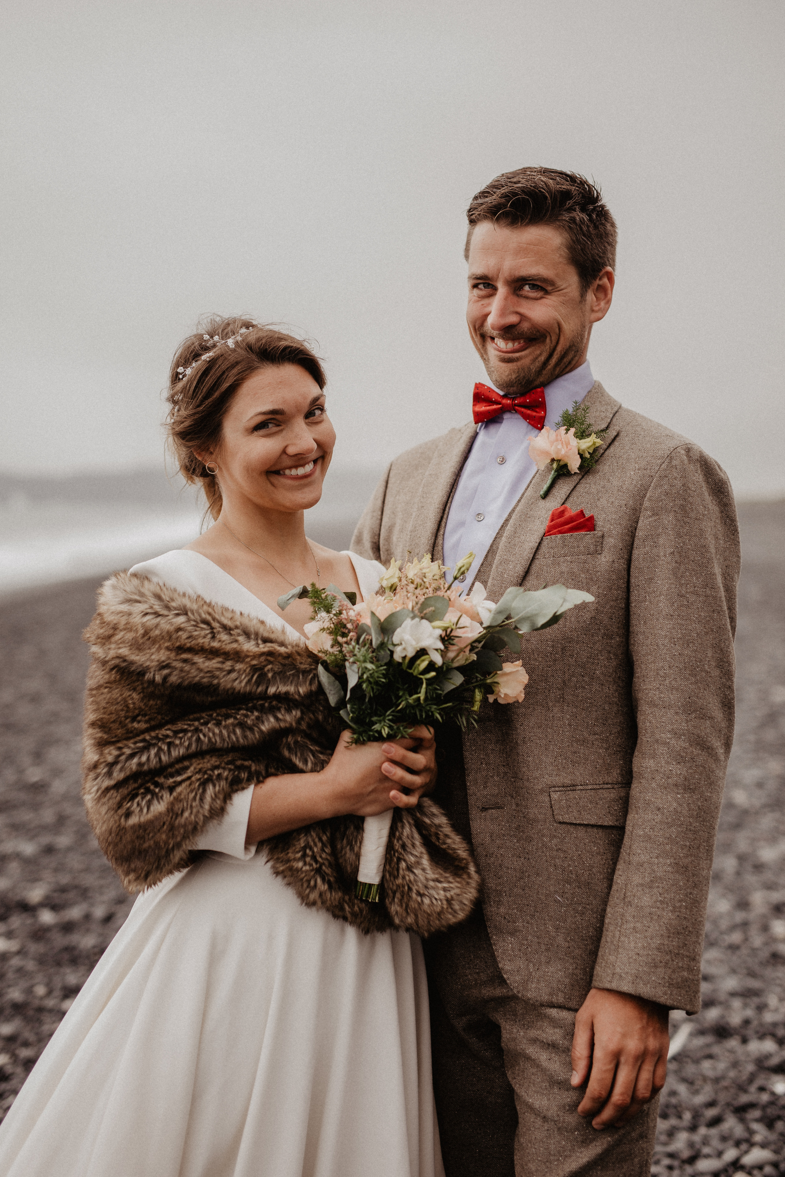 Samantha+Joris. Iceland elopement photographer & videographer
