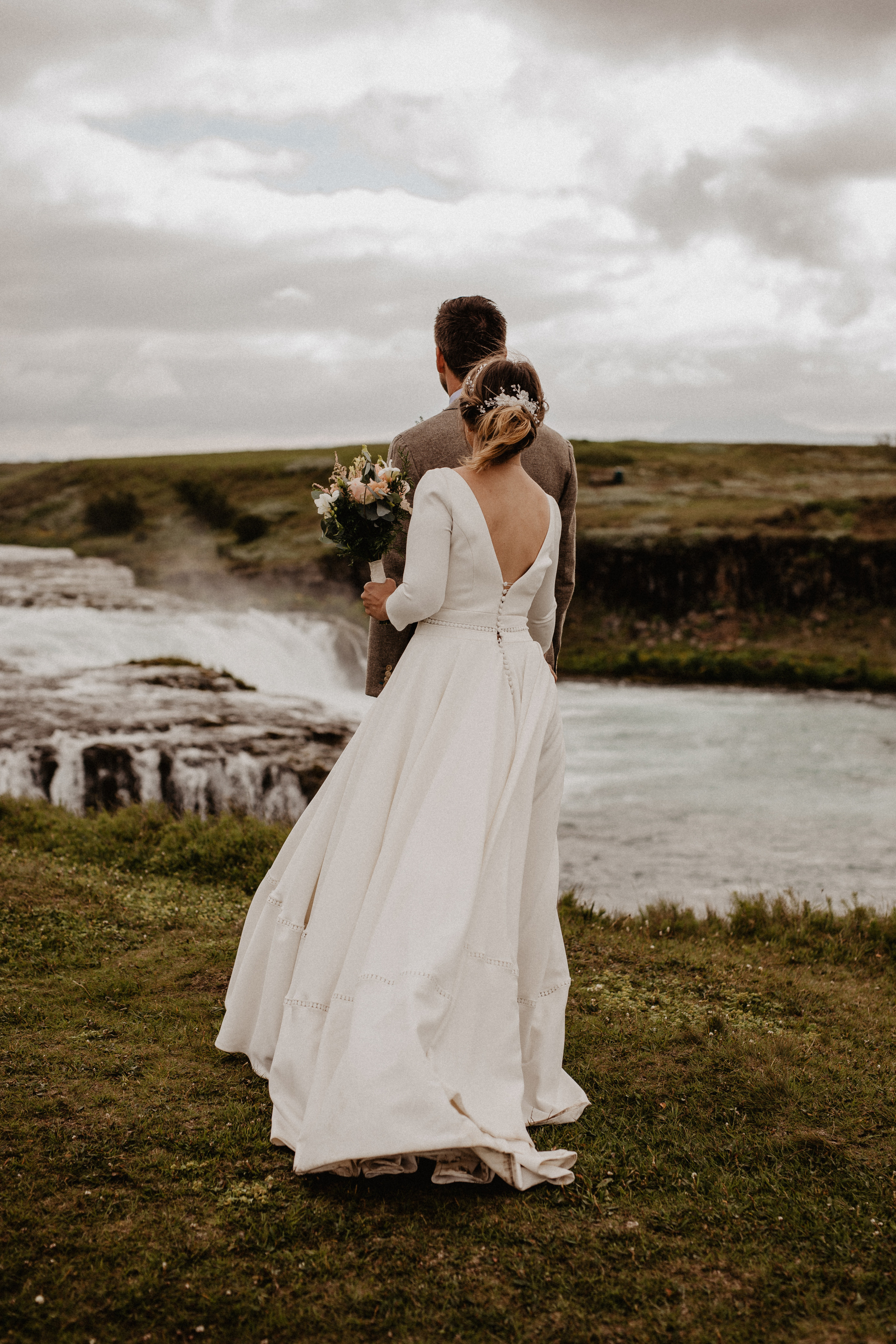 Samantha+Joris. Iceland elopement photographer & videographer