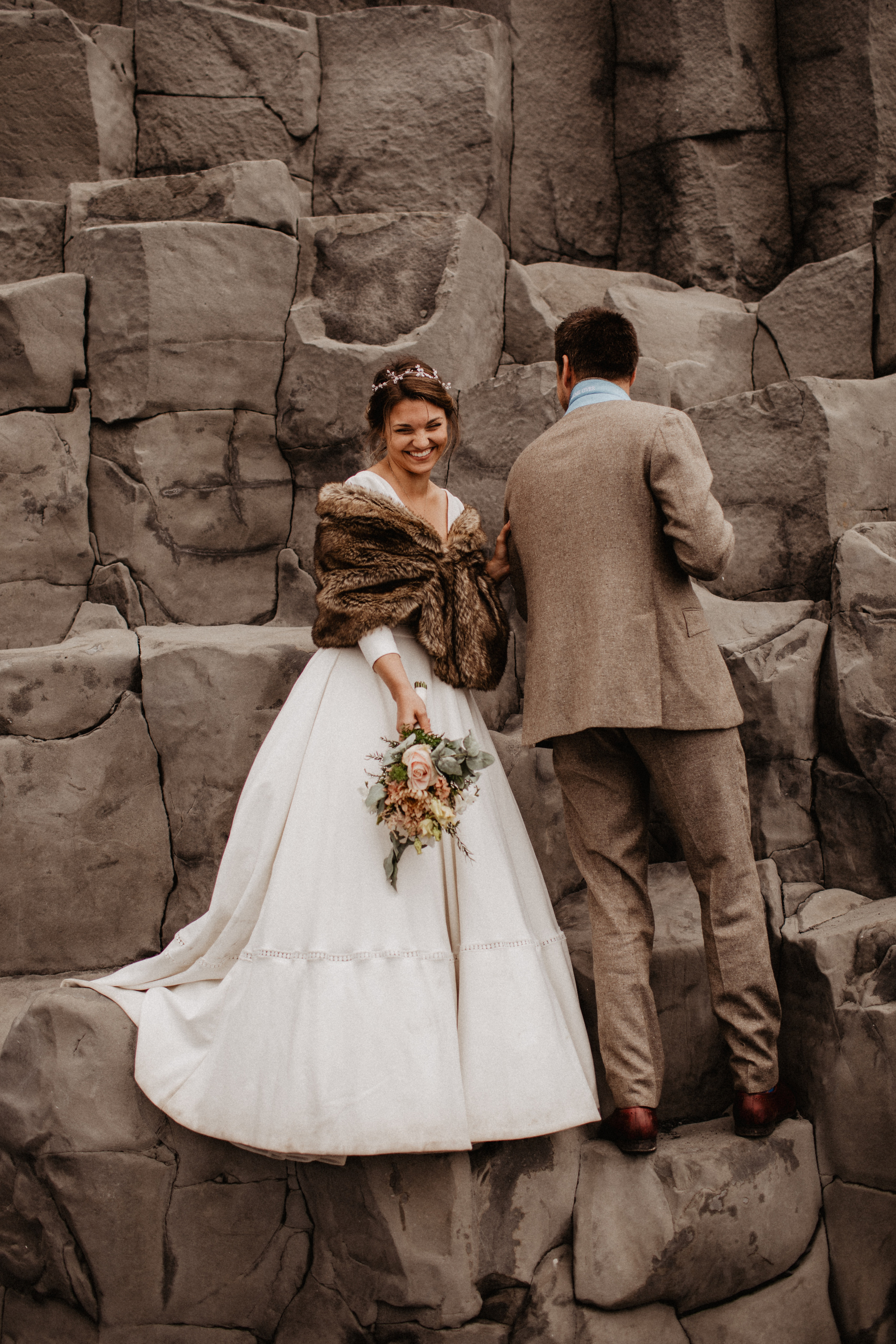 Samantha+Joris. Iceland elopement photographer & videographer