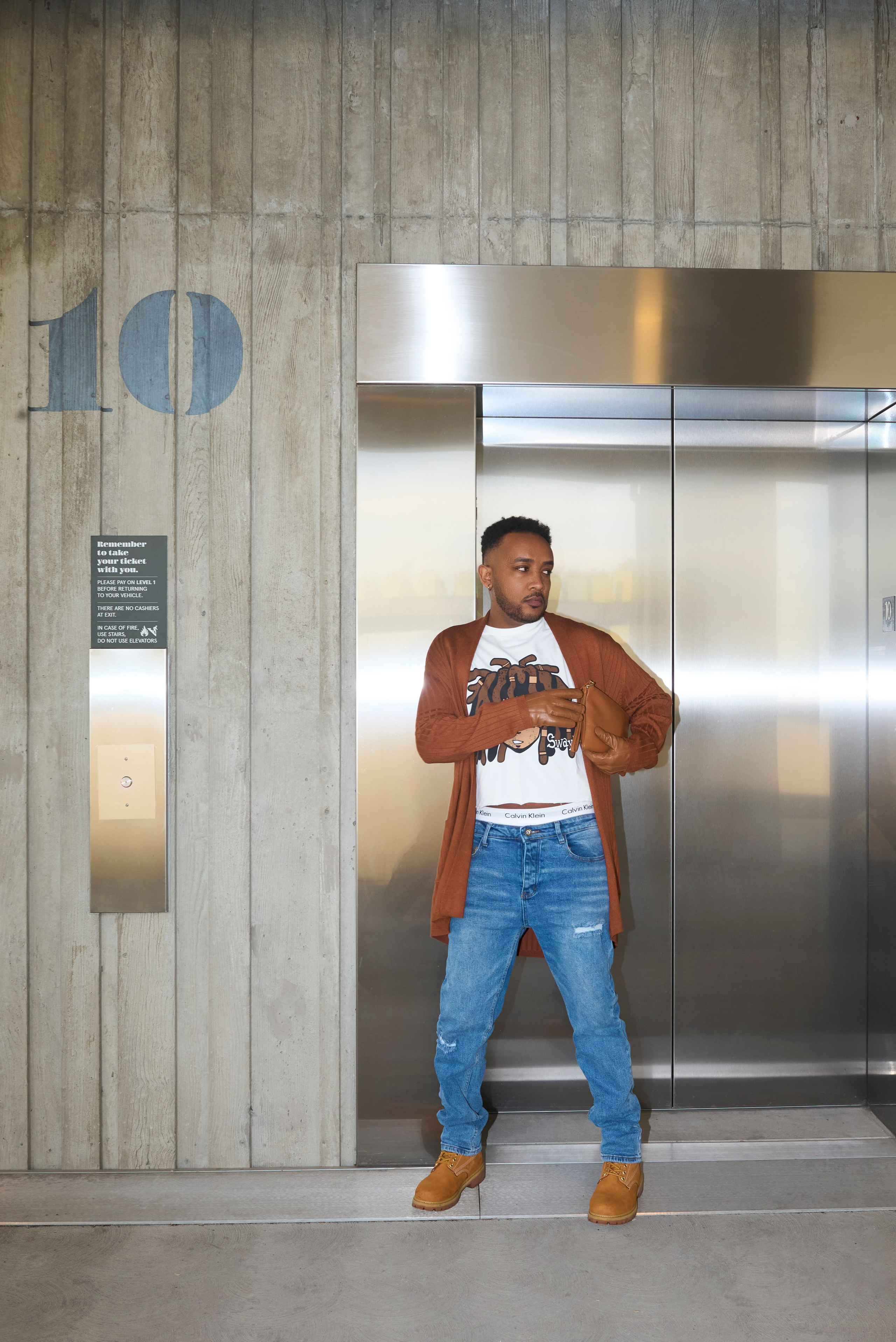 Urban lifestyle portrait in Los Angeles