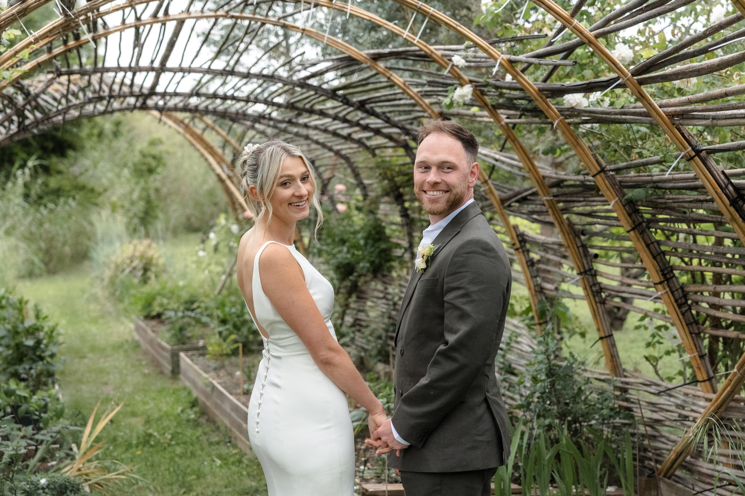 Vineyard Château Wedding in Occitanie — Puits Es Pratx. Eugénie Smirnova — Wedding & Elopement Photographer in Southwest France