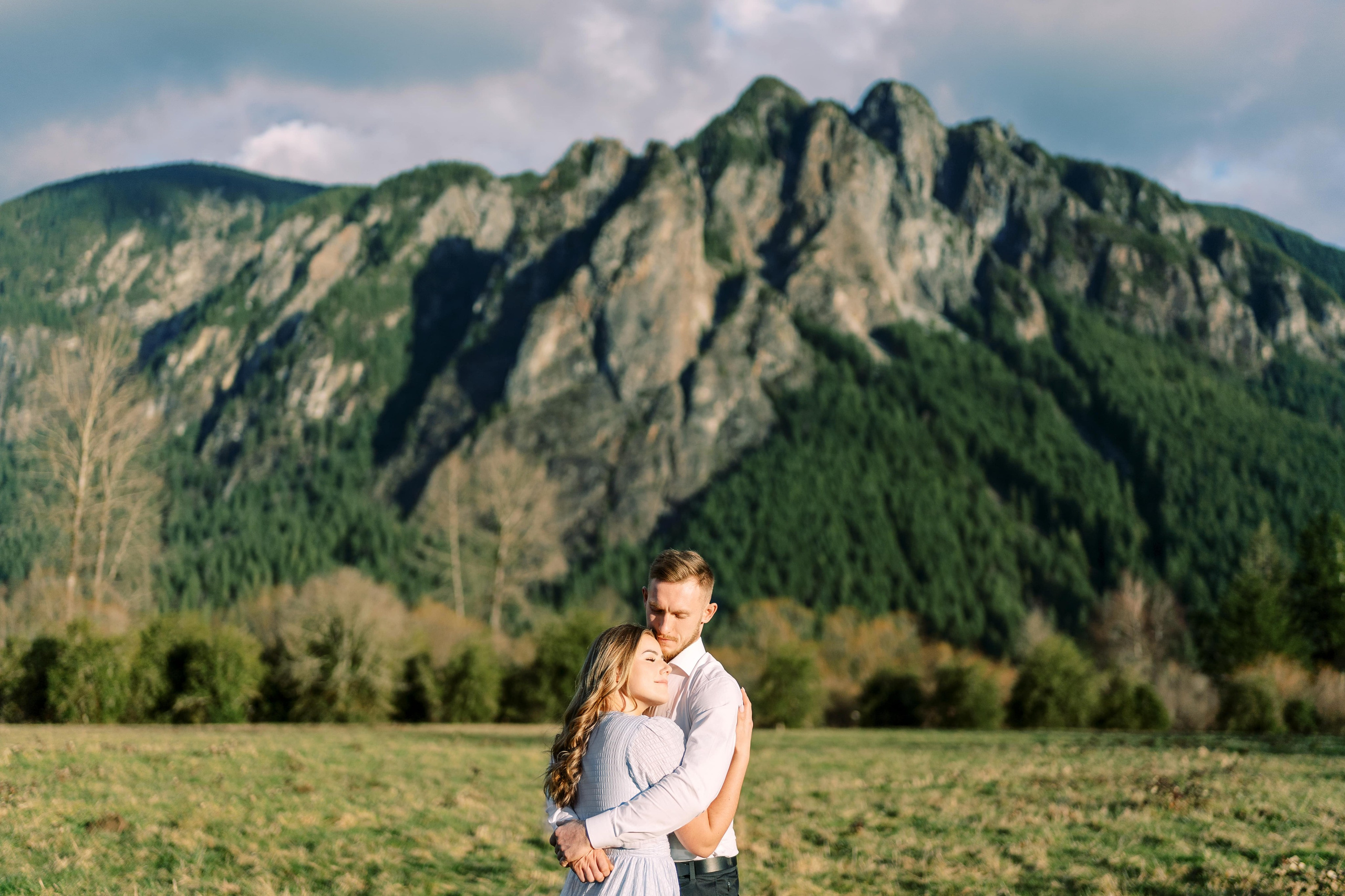 Engagement photo shoot/ Dmitry and Julia/ February 2024. North Bend, Washington. EVAN ARISTOV WEDDING PHOTOGRAPHY — Seattle Wedding Photographer