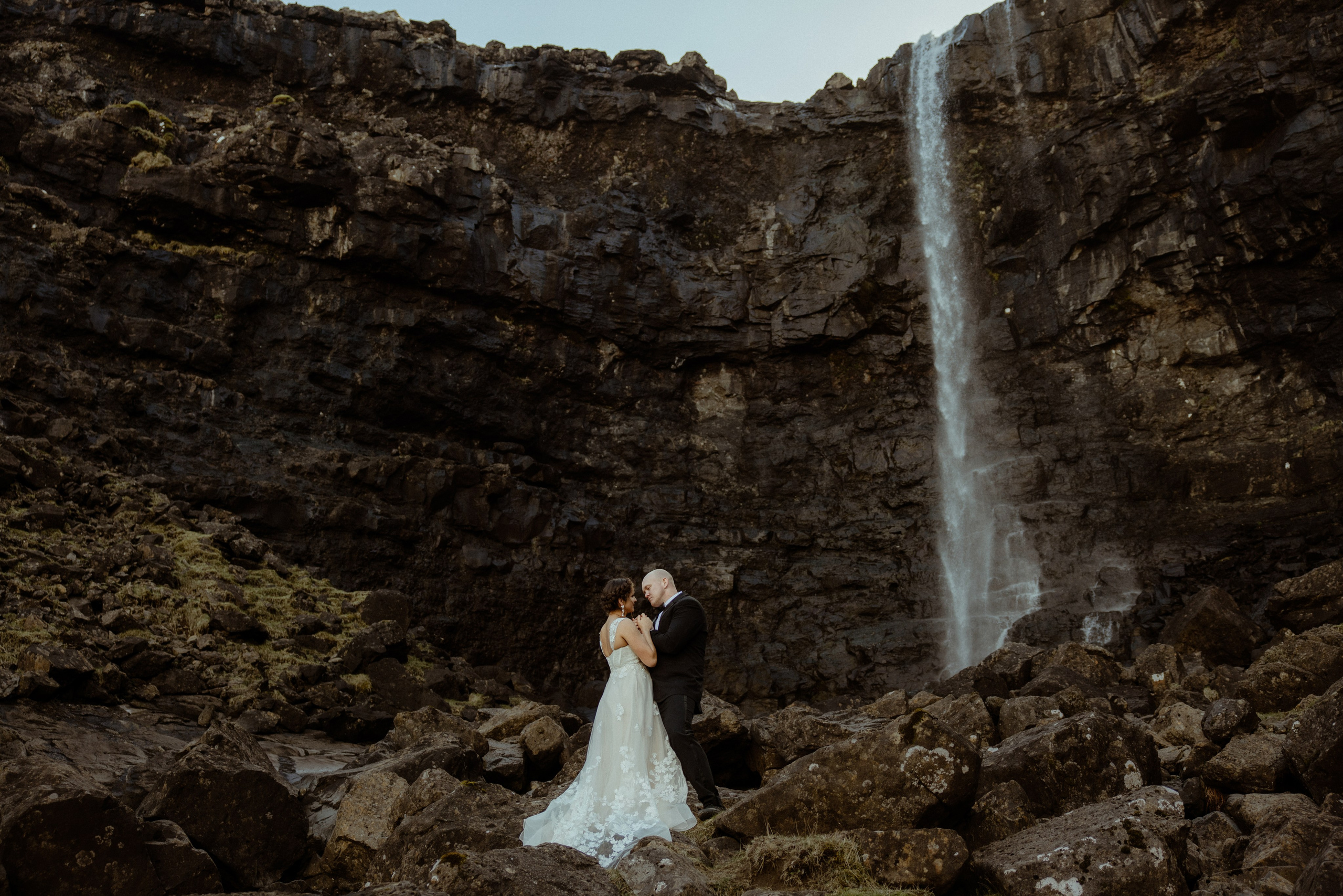 Faroe Islands elopement | Adventure wedding in Faroe Islands. Iceland elopement photographer & videographer