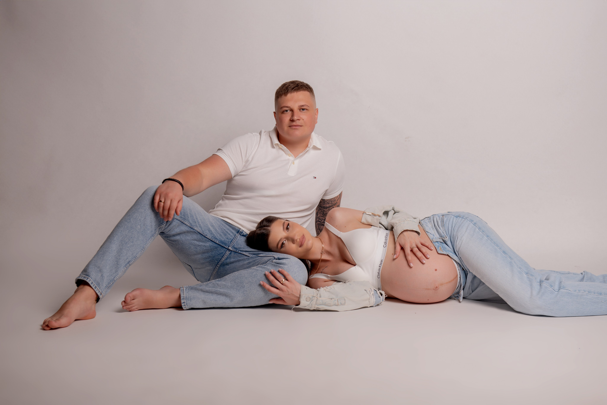Diana & Stepan. Maternity photoshoot. Professional photographer in Prague Anastasia Haritonova