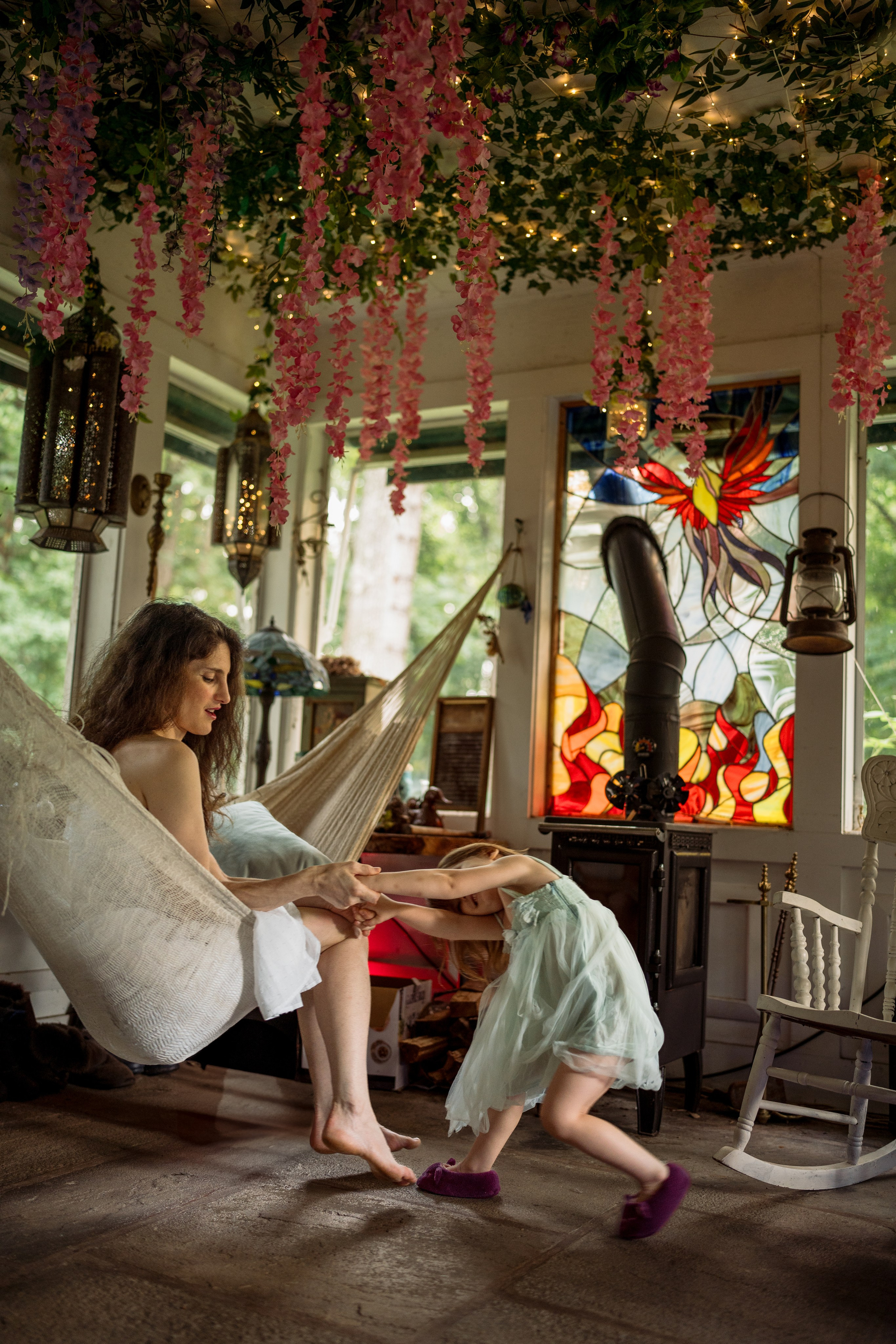 Family Photoshoot at Home in Philadelphia – Warm & Candid. Alisa Tant — Family and newborn photographer Bucks County, Montgomery county, Philadelphia, NJ