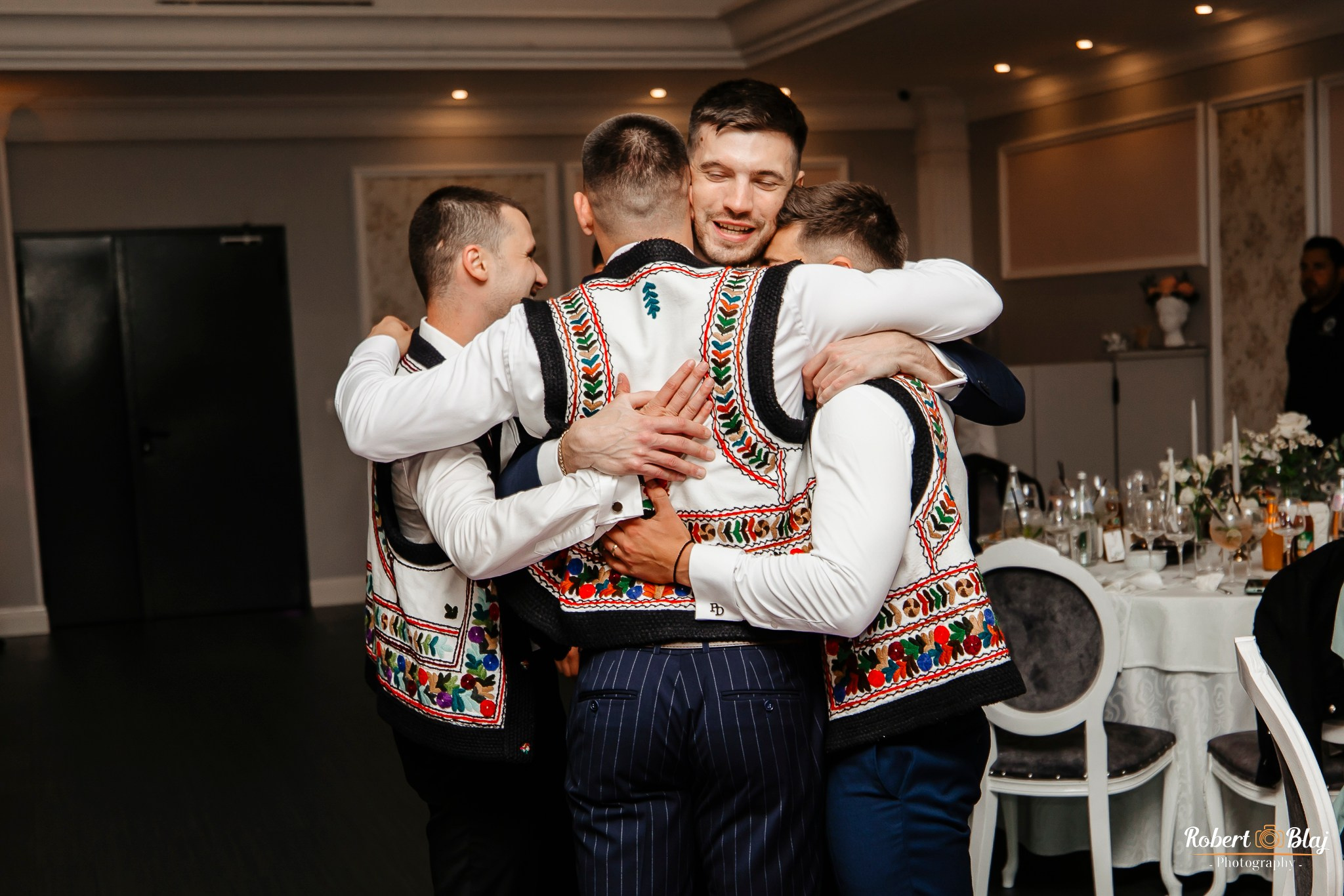 Fotograf de nuntă. Robert Blaj - Fotograf Nuntă Iași