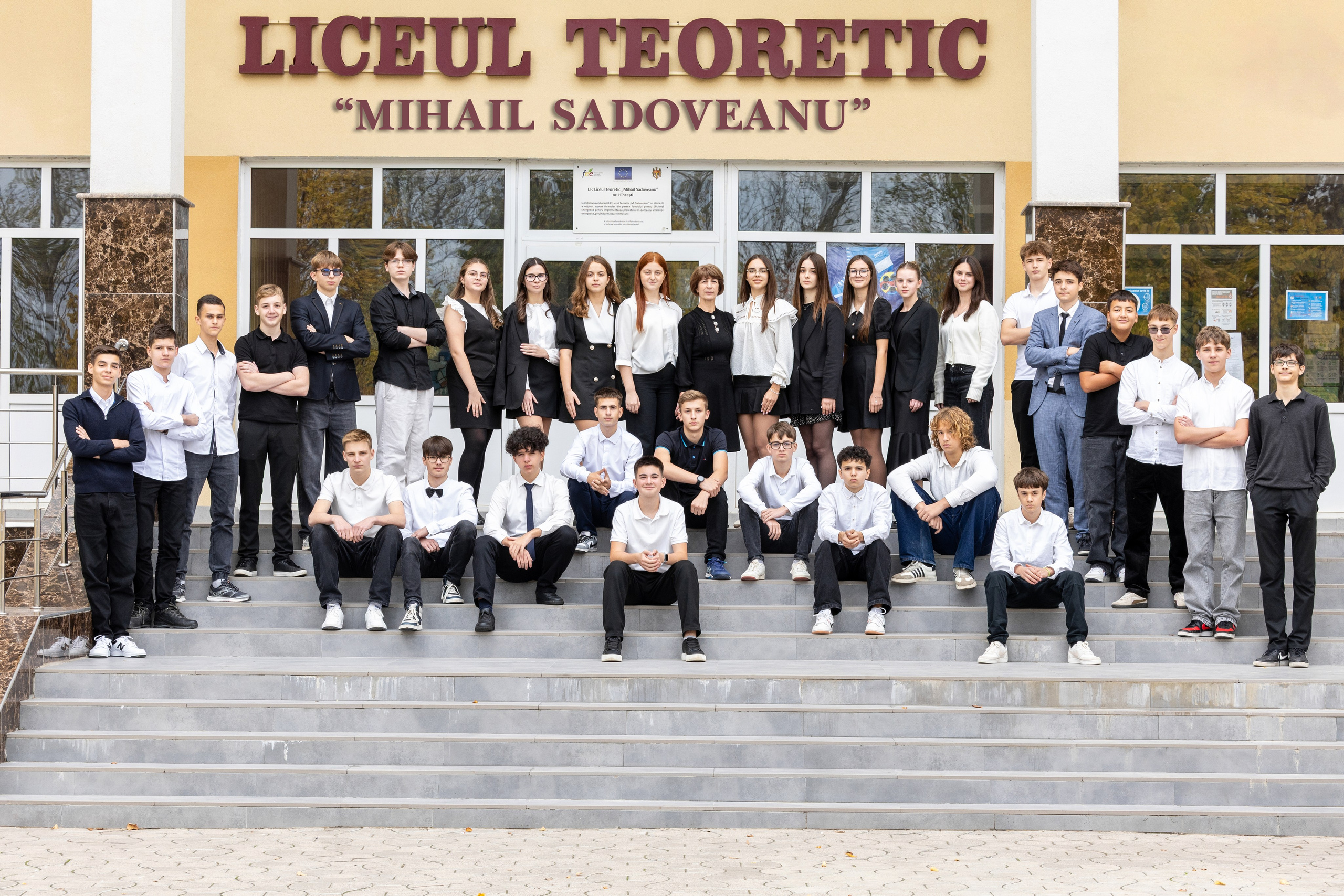 Albume de absolvire: gradinita, gimnaziu, liceu. Venete in Moldova