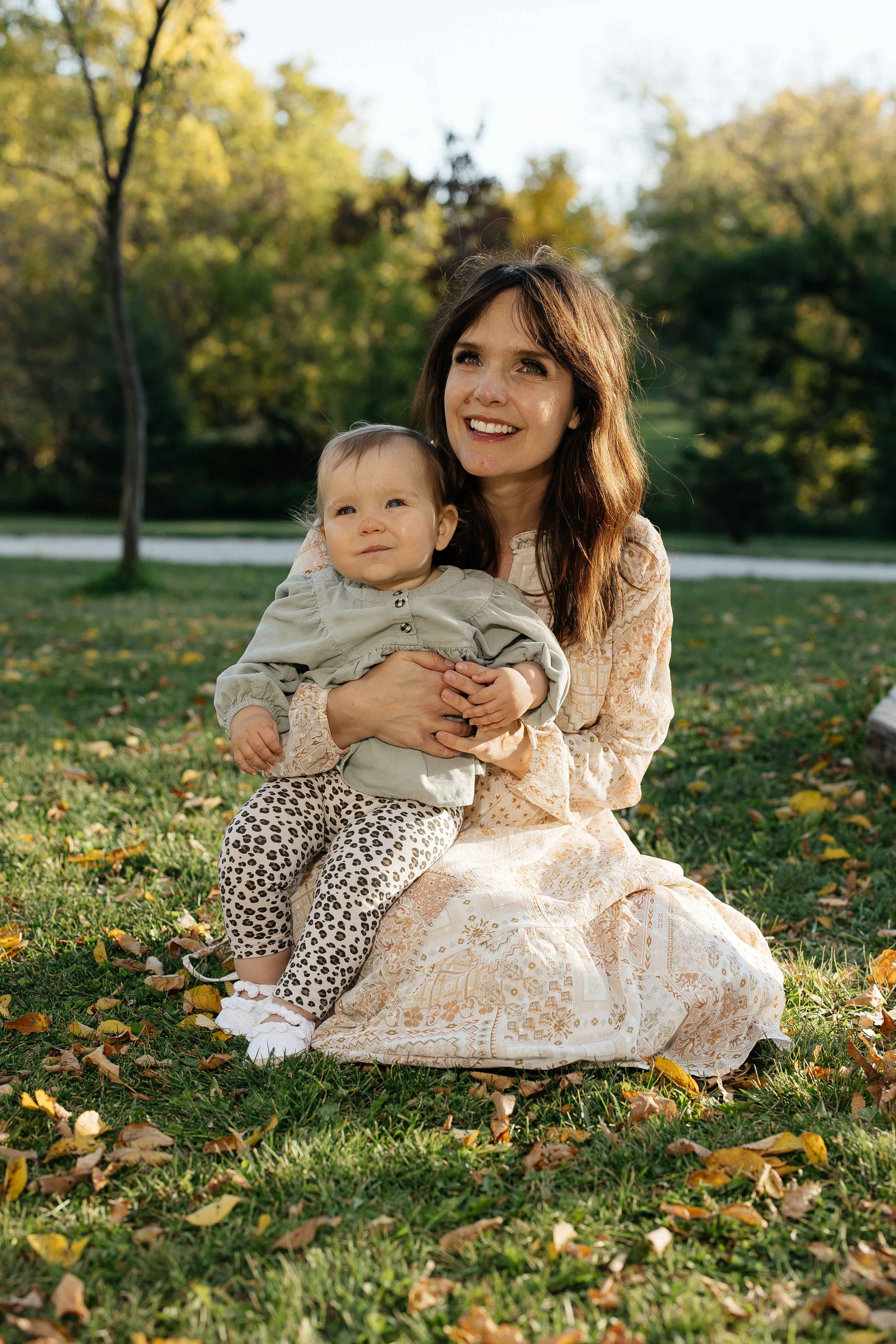Angie family. Wedding Photographer in Winnipeg — Cinematic & Timeless by Vitiuk Photography
