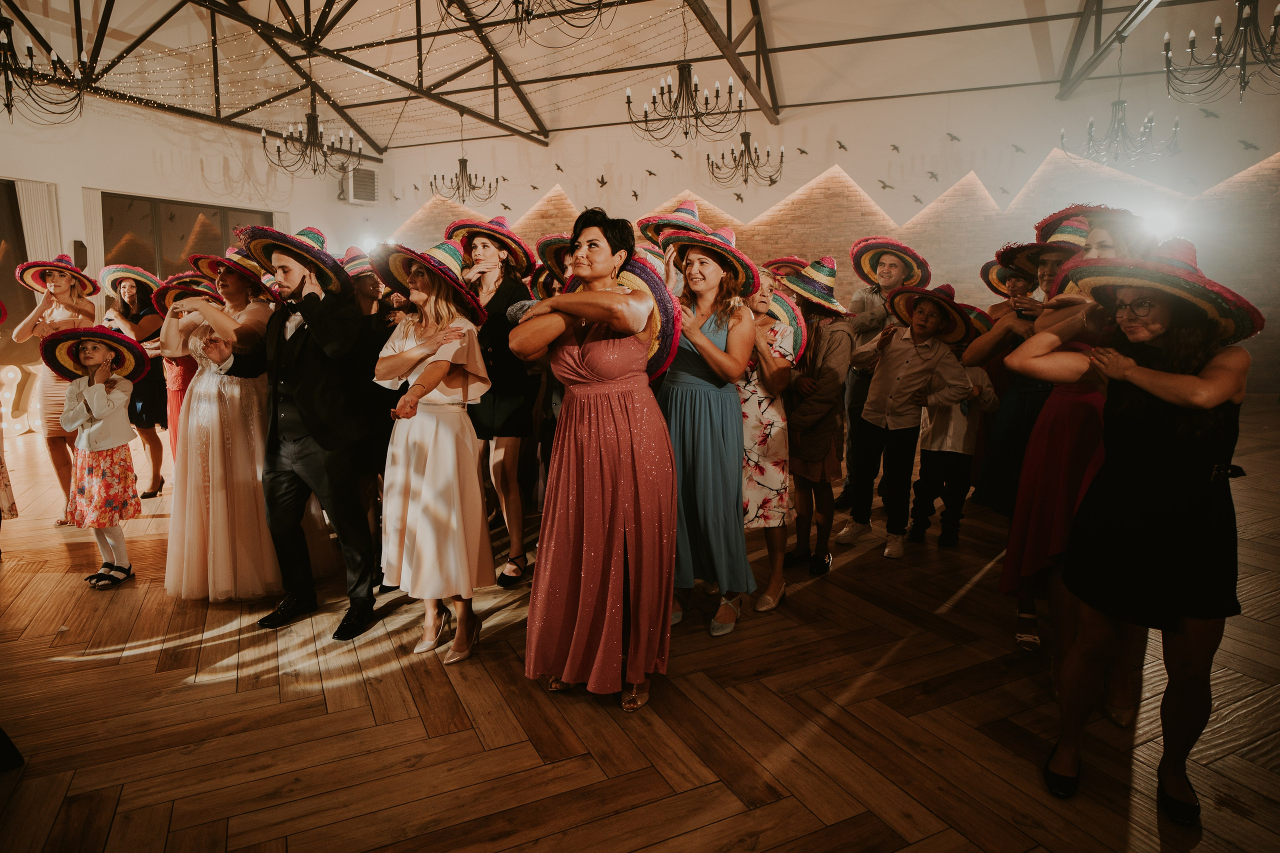 Trzy Drzewa: wspaniała uroczystość Wiktorii i Kamila. Karkowskafoto - fotografia miłości