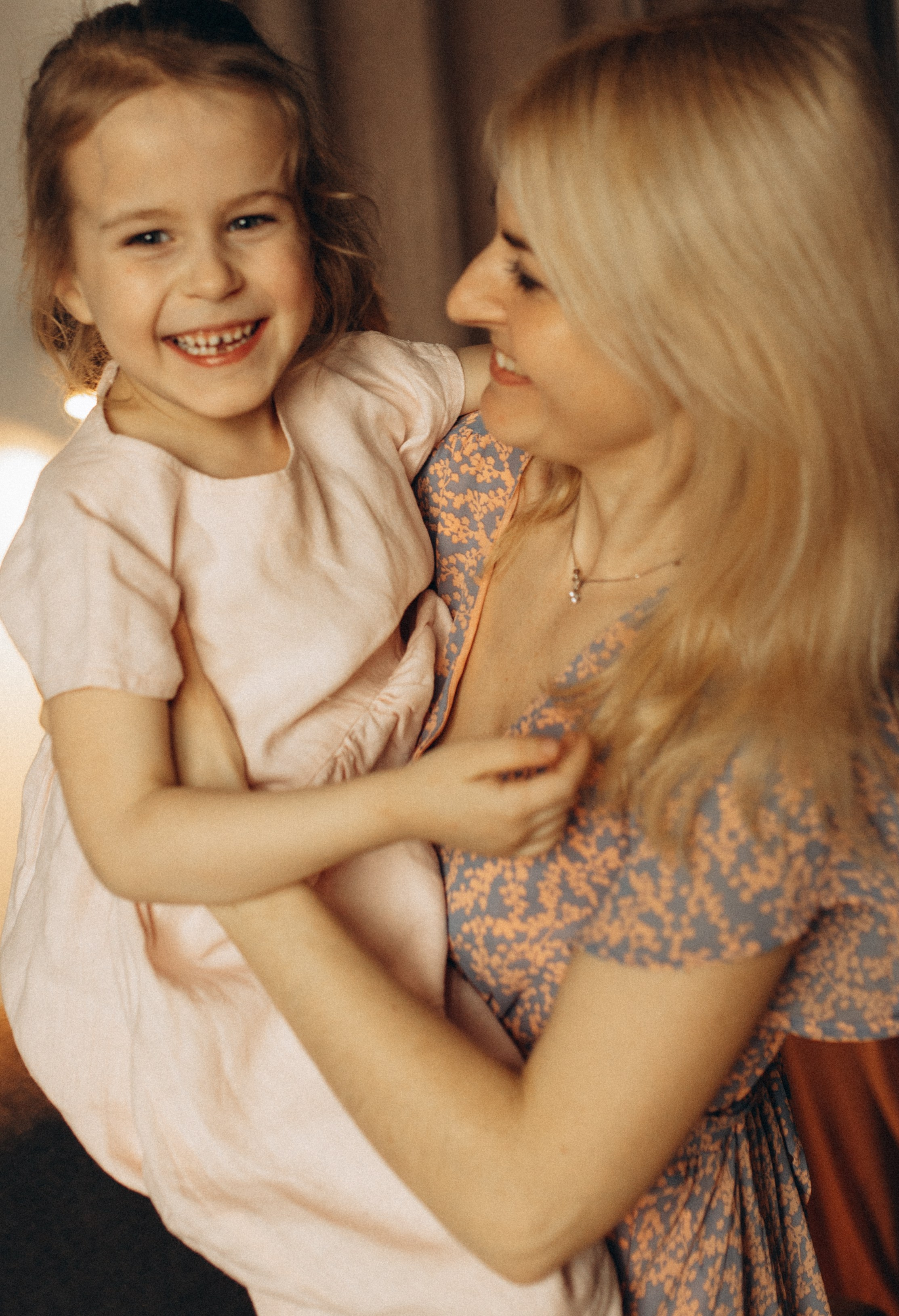 Фотосессия Мама и Дочка: Волшебные моменты вместе. Family and Individual Photographer in Vilnius Elena Raduke