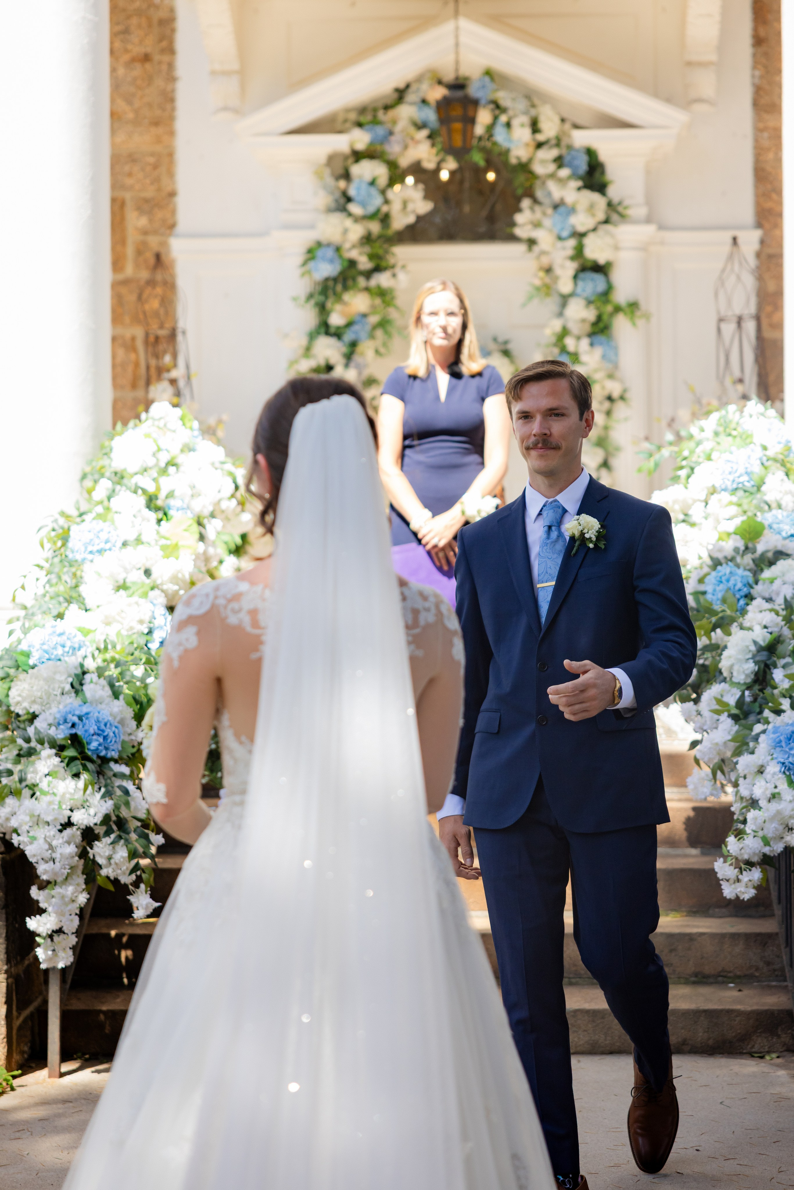 Lester & Annalise’s Romantic Summer Wedding at Gassaway Mansion in Greenville, SC. Wedding and portrait photography in Greenville SC